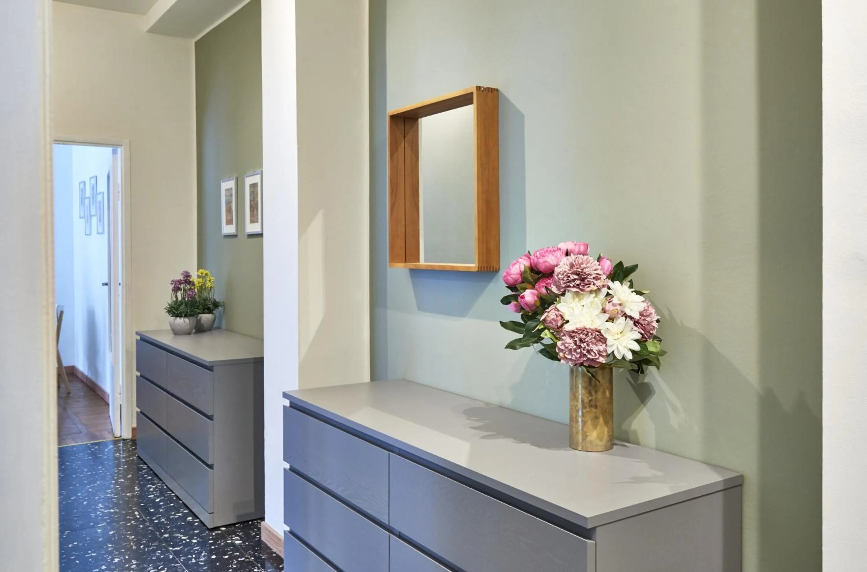 wardrobe in VEGA RIBBON