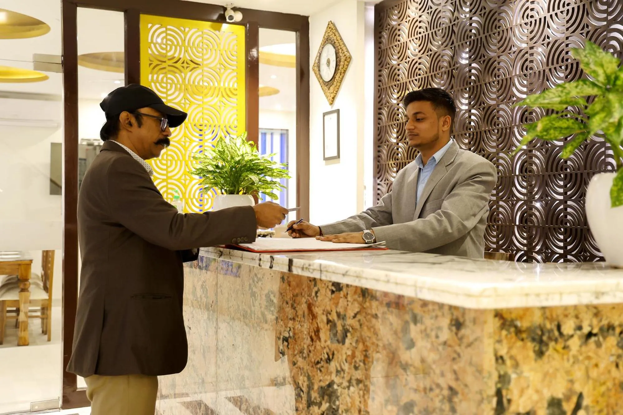 Denver Paragon Suites Delhi Airport