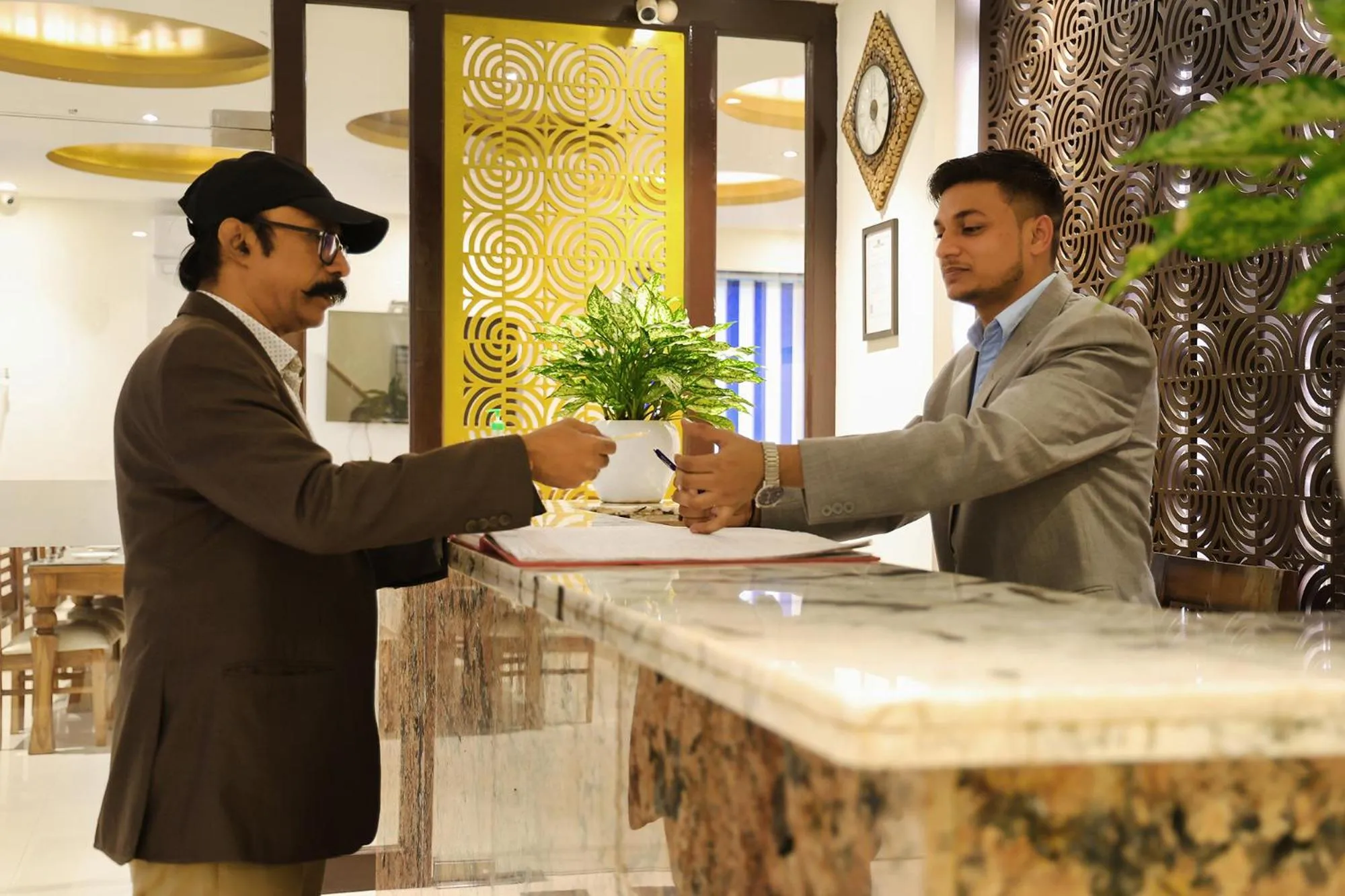 Staff in Denver Paragon Suites Delhi Airport