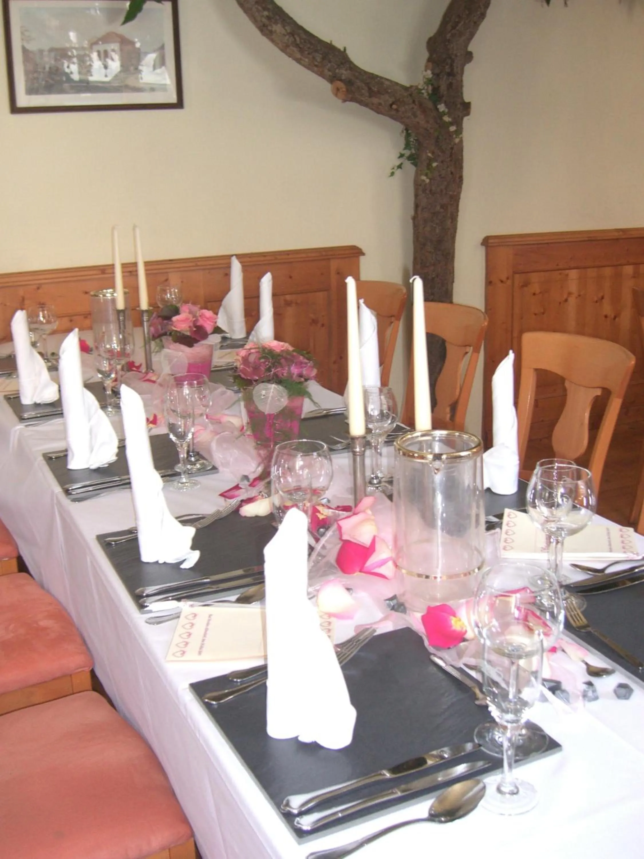 Restaurant/places to eat in Hotel Werratal