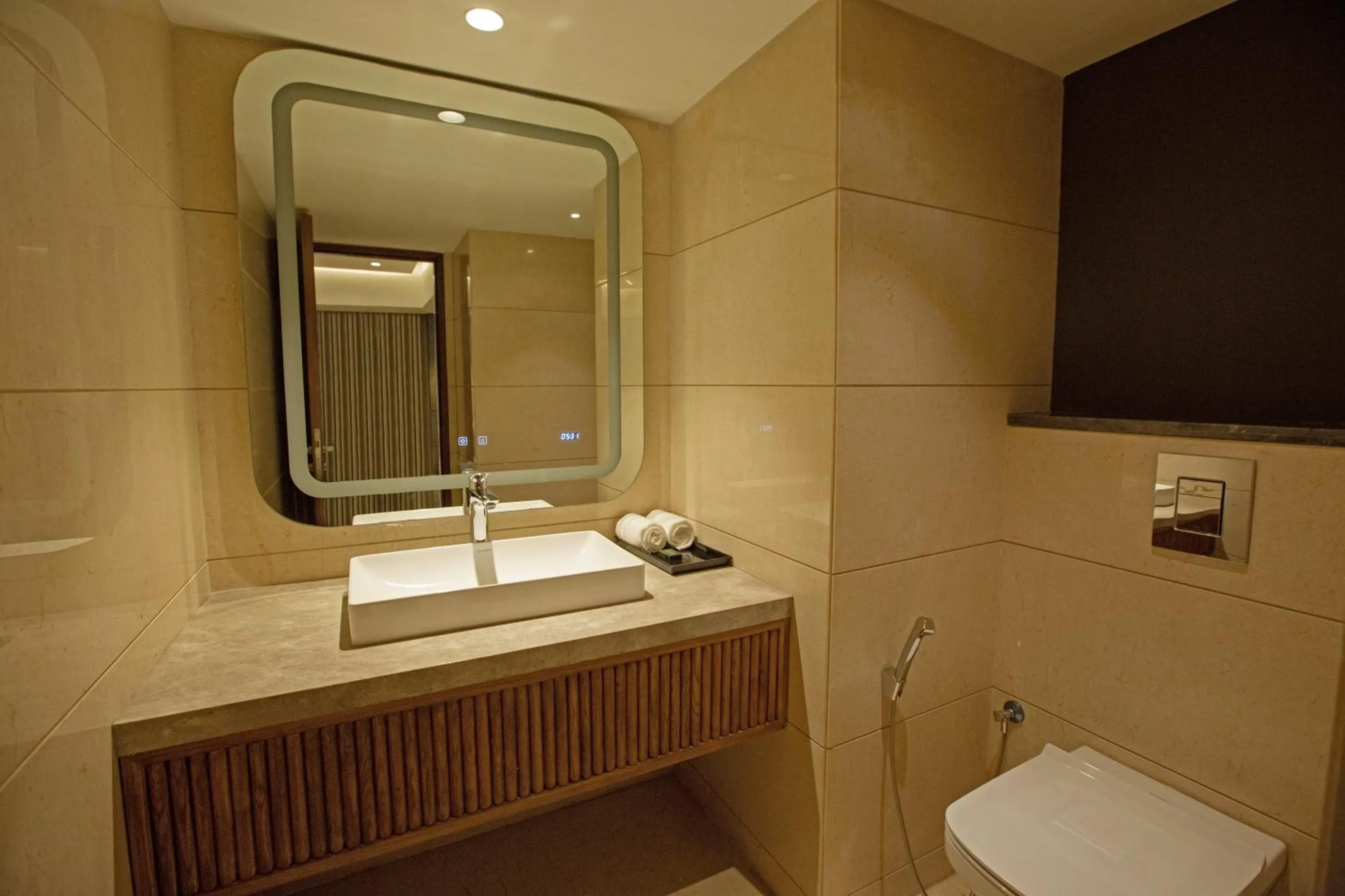 Bathroom in ARISTA BY AMBITION