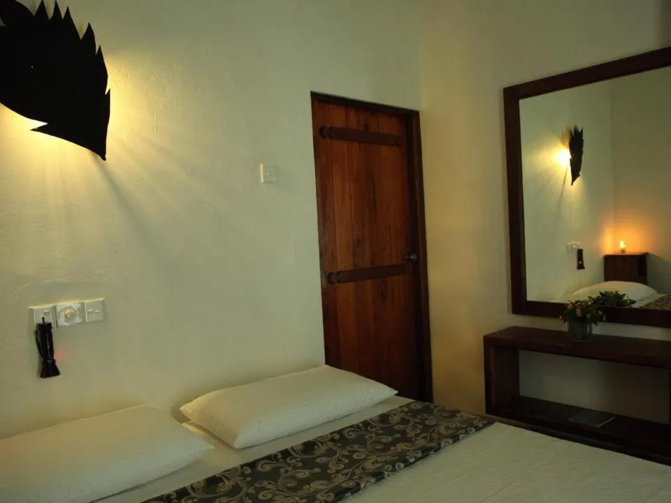 Bed in Sinharaja Forest Edge
