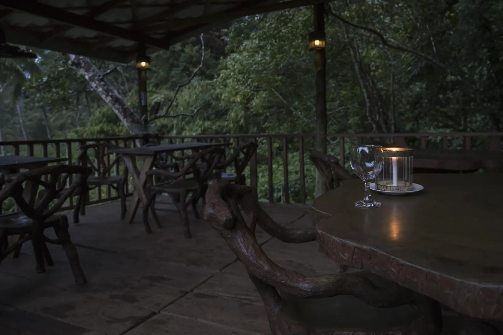 Restaurant/places to eat in Sinharaja Forest Edge