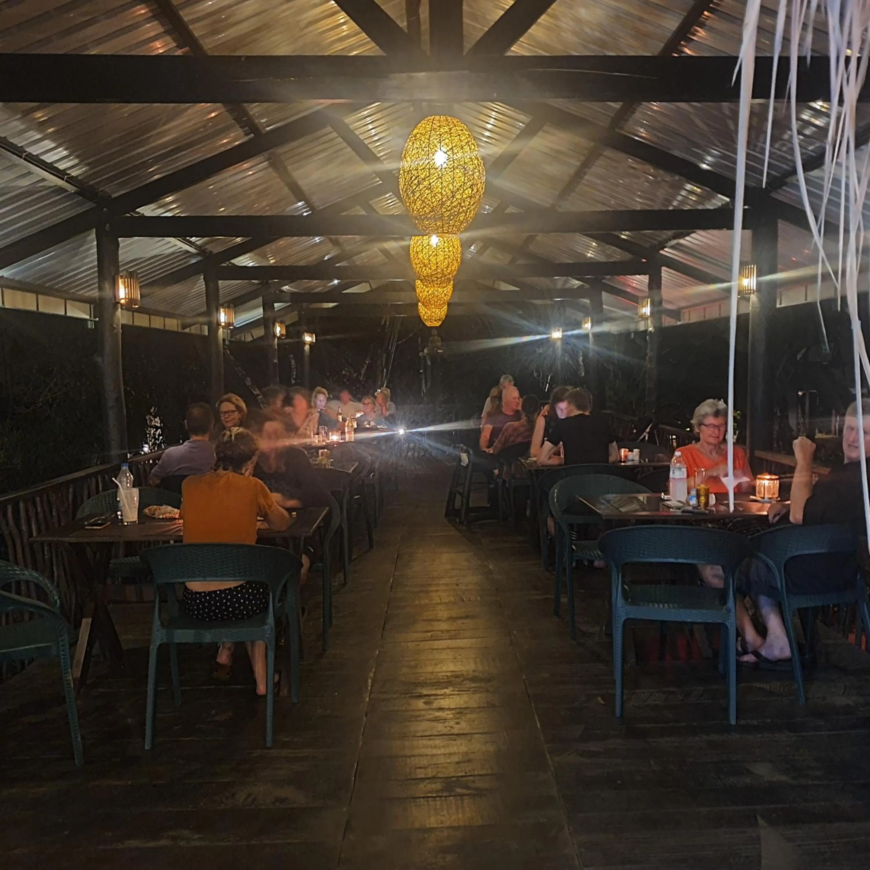 Restaurant/places to eat in Sinharaja Forest Edge