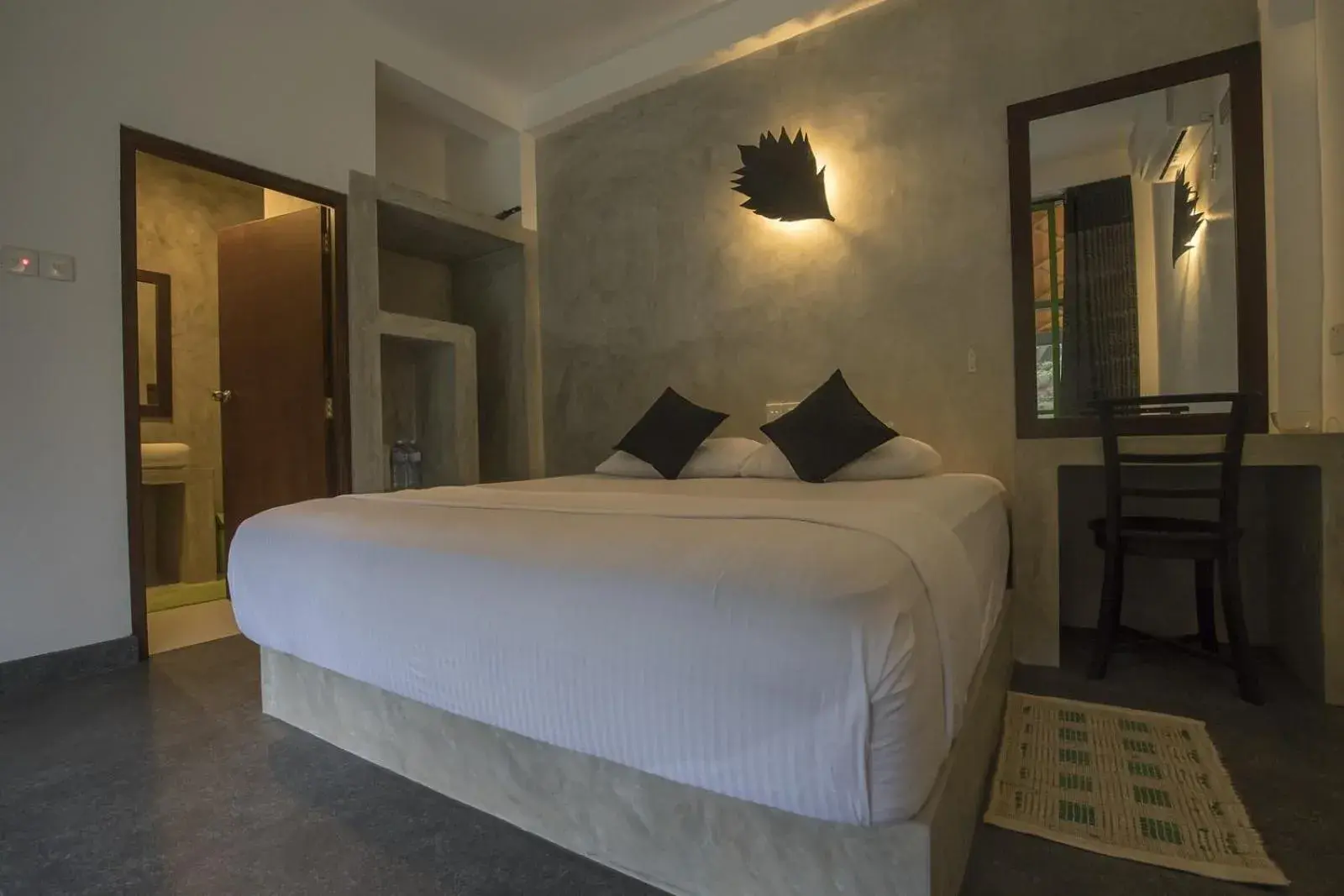 Deluxe Double Room - single occupancy in Sinharaja Forest Edge Deluxe Double Room - single occupancy in Sinharaja Forest Edge