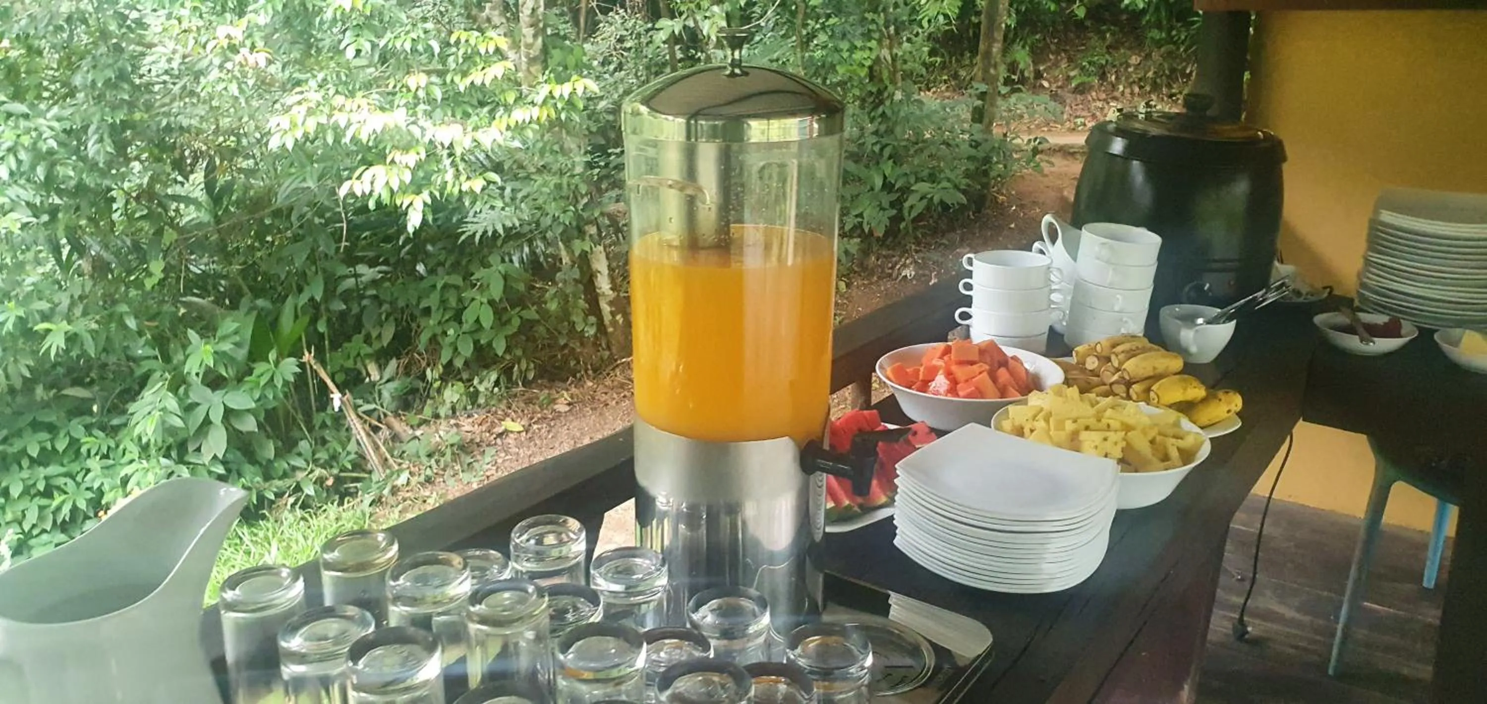 Kitchen or kitchenette in Sinharaja Forest Edge