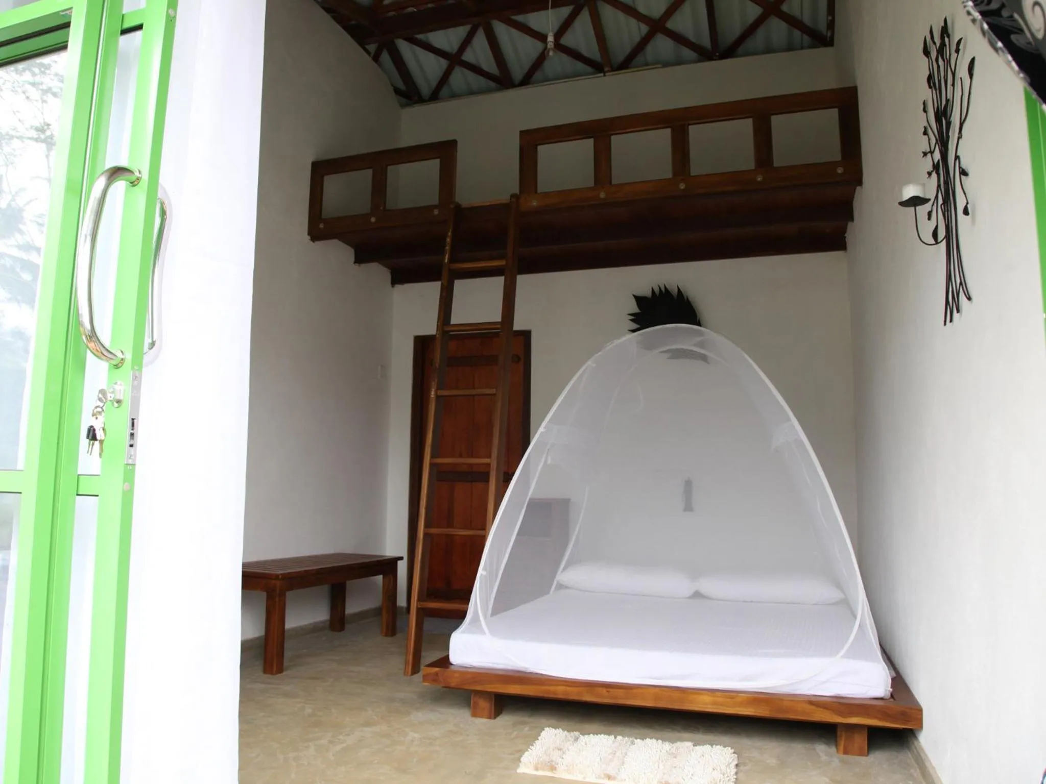 Bed in Sinharaja Forest Edge