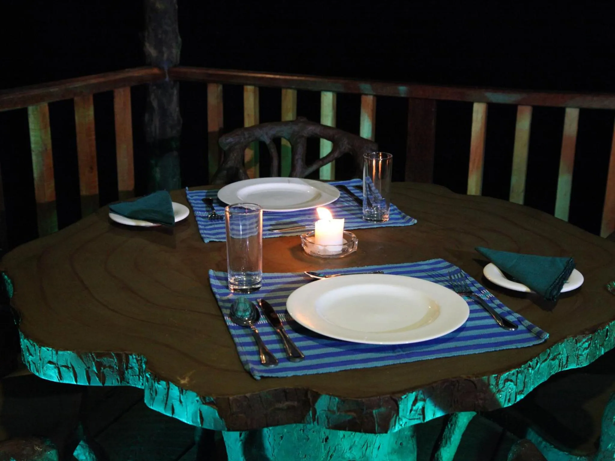 Restaurant/places to eat in Sinharaja Forest Edge