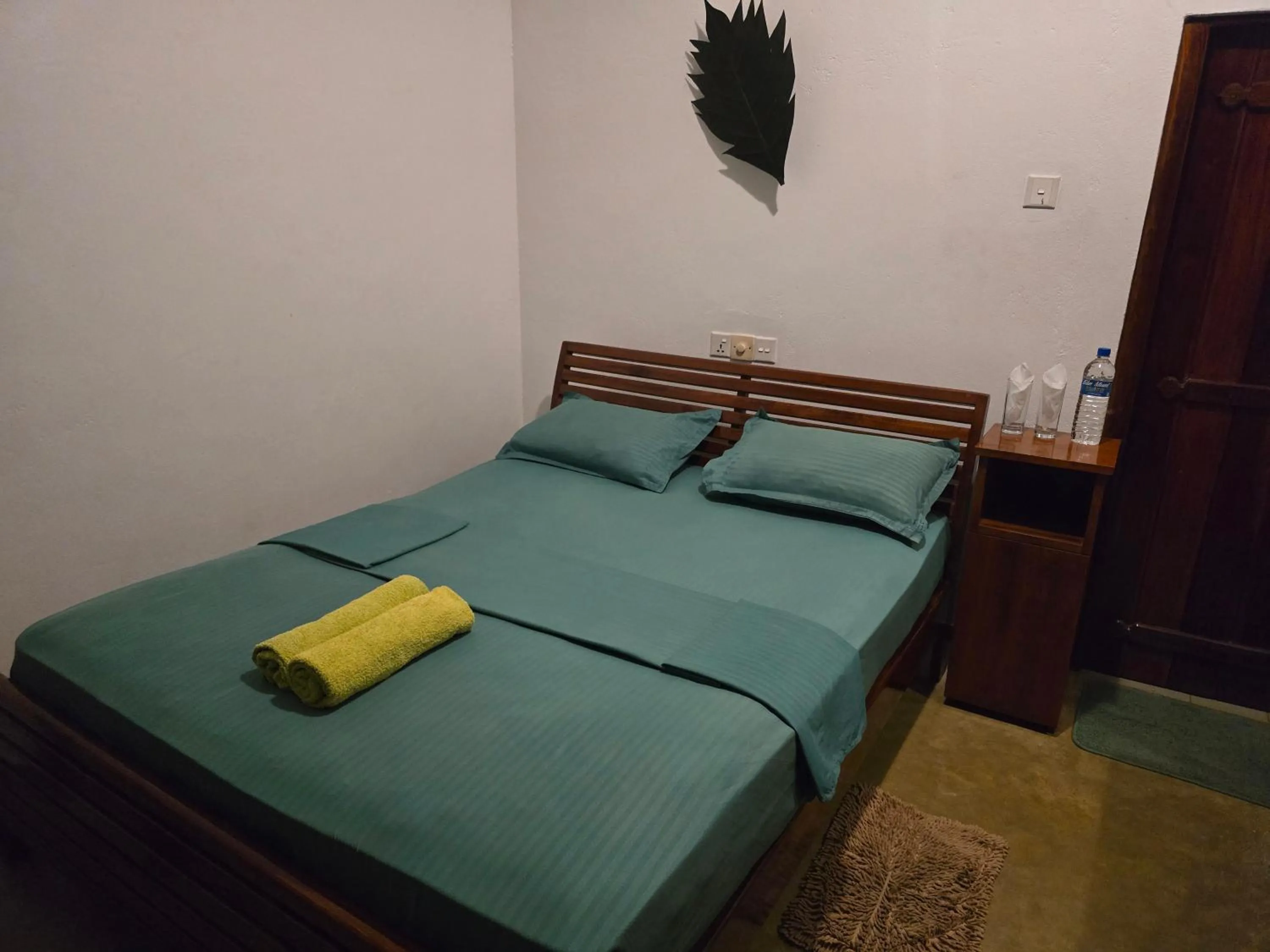 Bed in Sinharaja Forest Edge