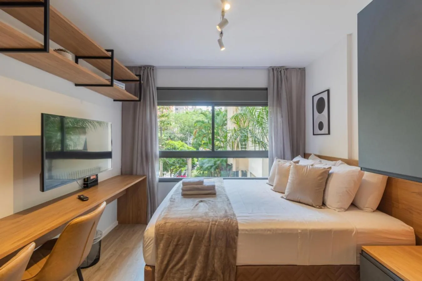 Bed in 360 Athos Paraiso