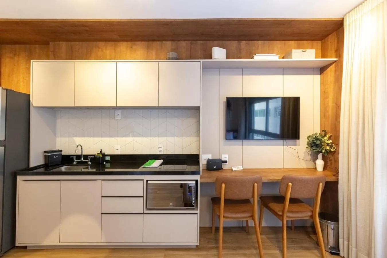 kitchen in 360 Athos Paraiso