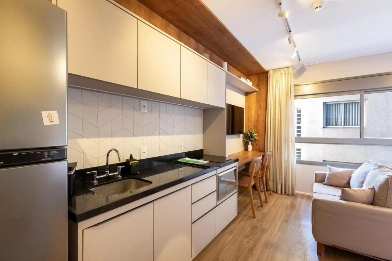 kitchen in 360 Athos Paraiso