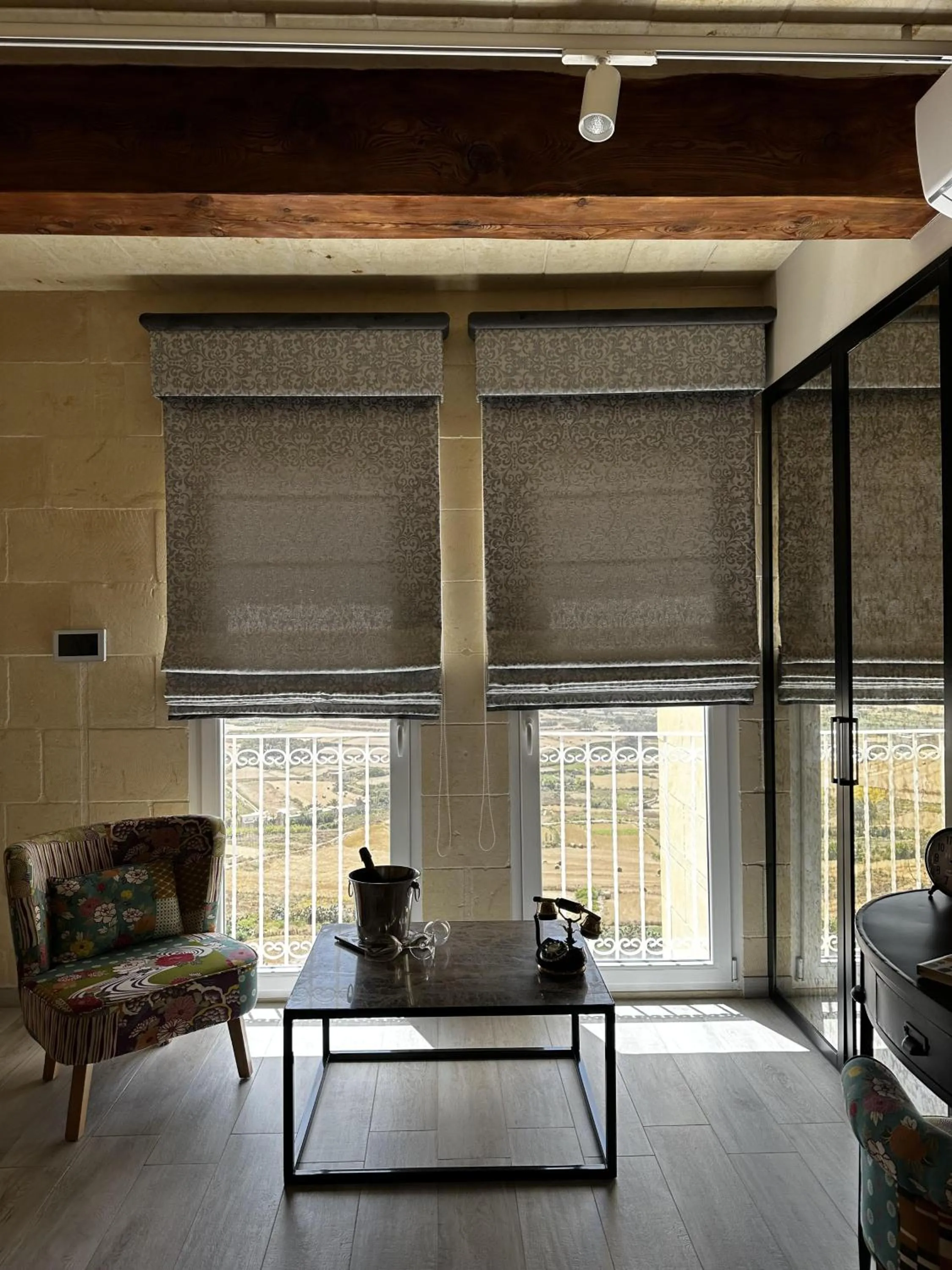 Living room in Ta' Pinu Spa Suite - Luxury Heritage Living
