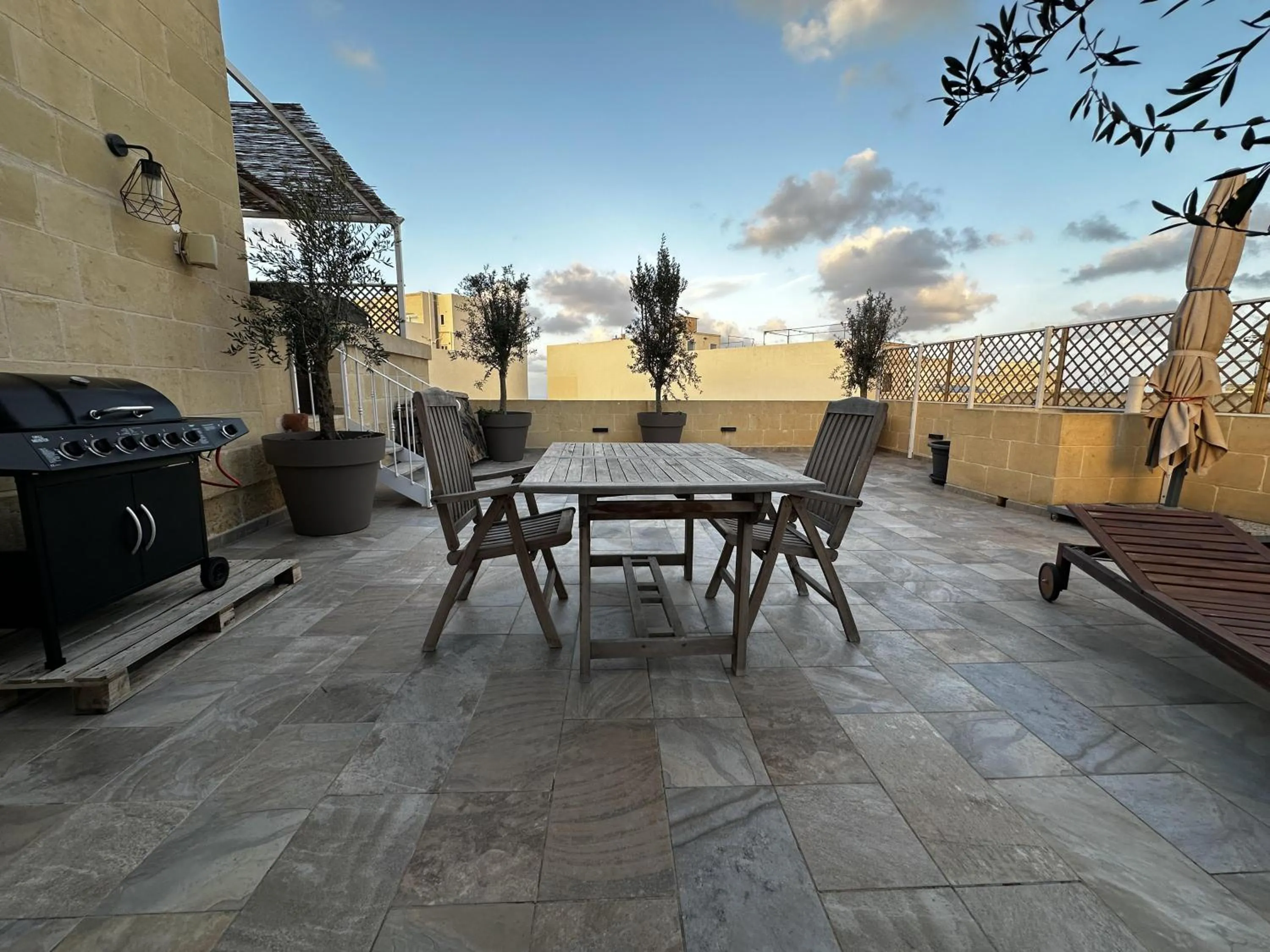 Ta' Pinu Spa Suite - Luxury Heritage Living