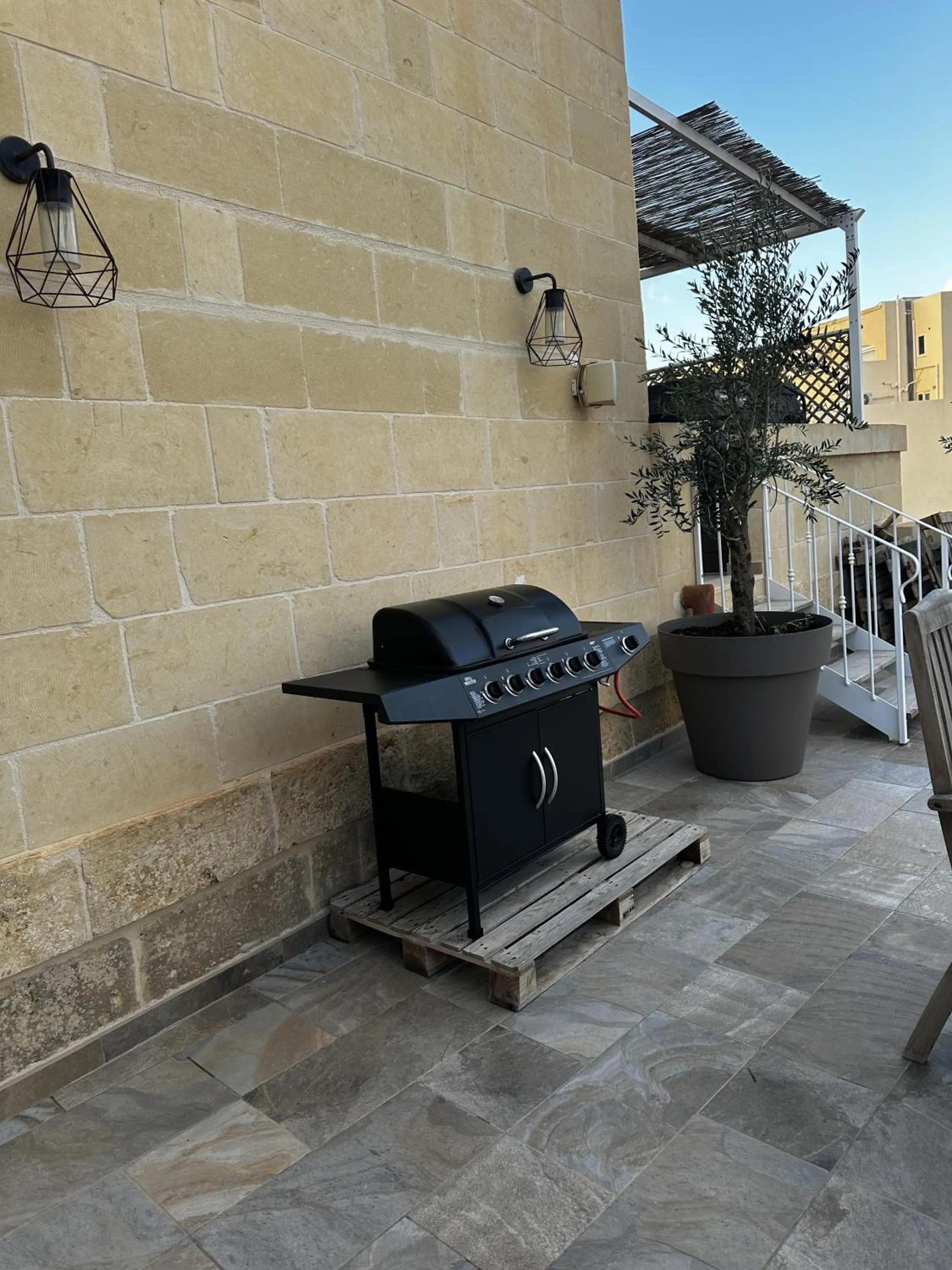 Ta' Pinu Spa Suite - Luxury Heritage Living