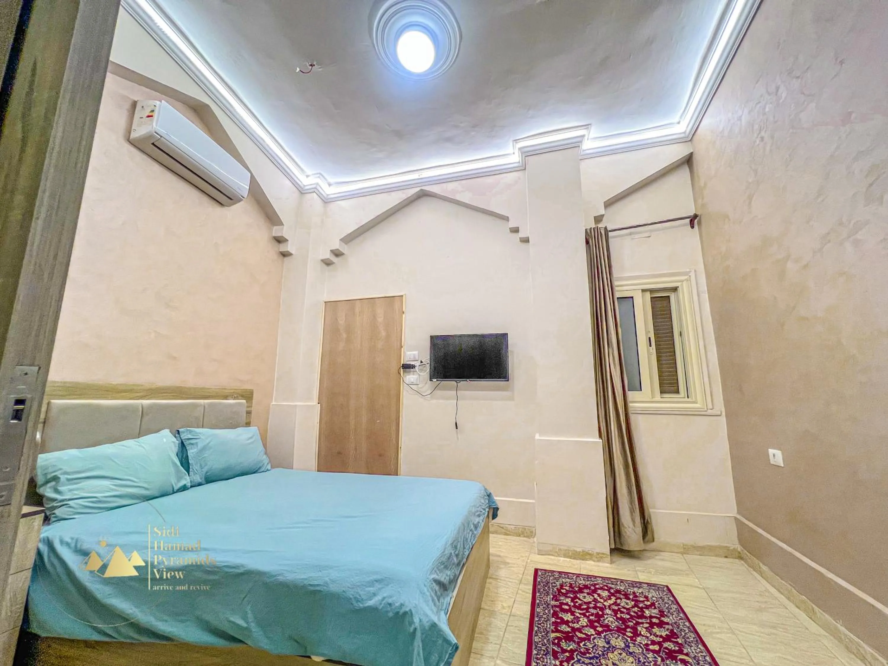 Bed in Sidi Hamad Pyramids View