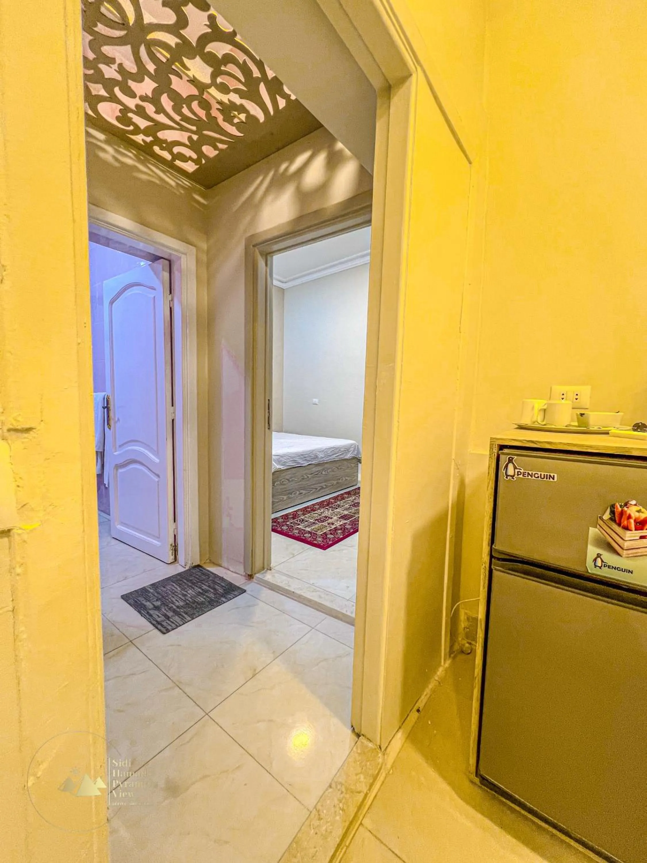 Photo of the whole room, Bed in Sidi Hamad Pyramids View