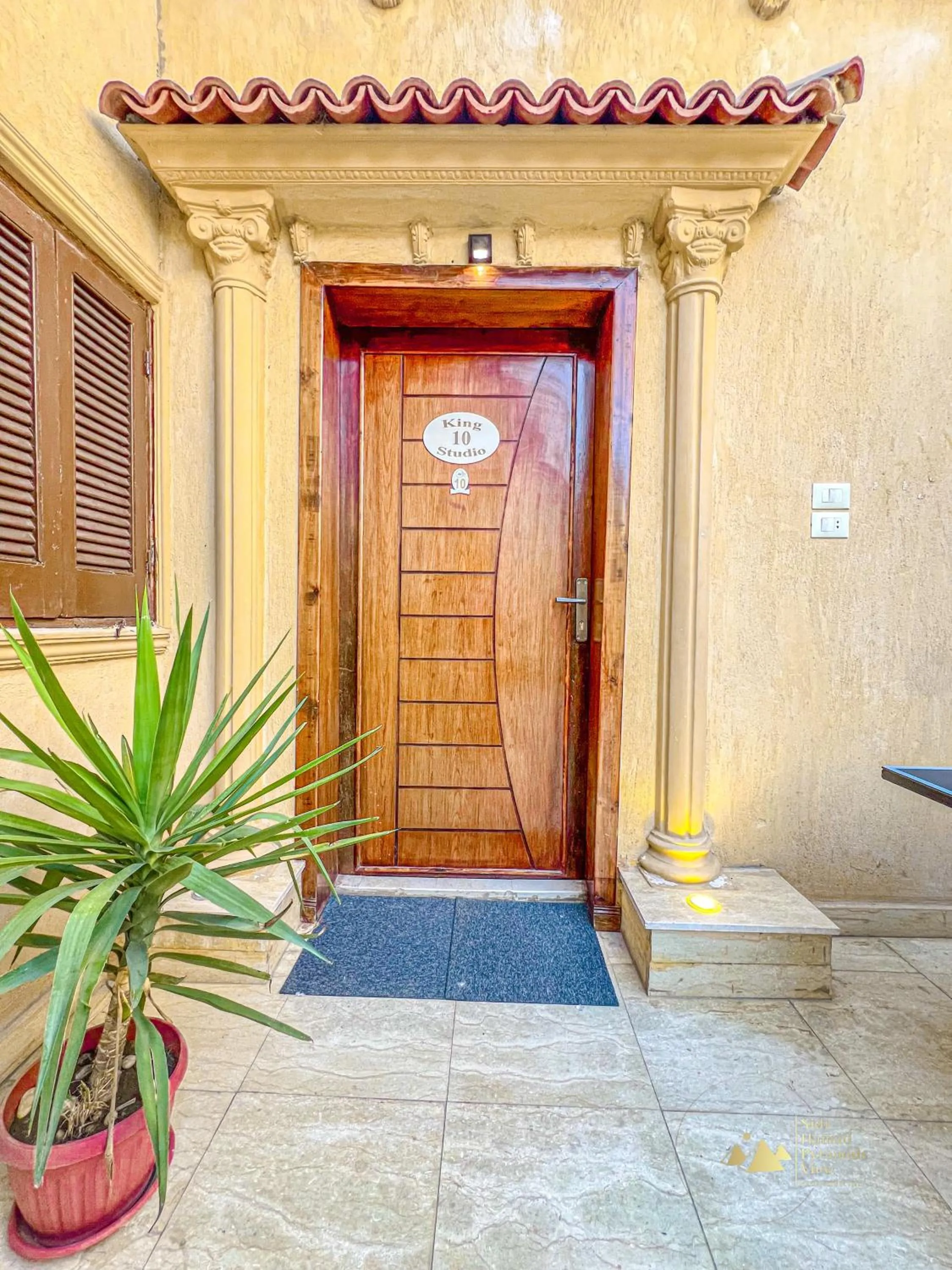 Facade/entrance in Sidi Hamad Pyramids View