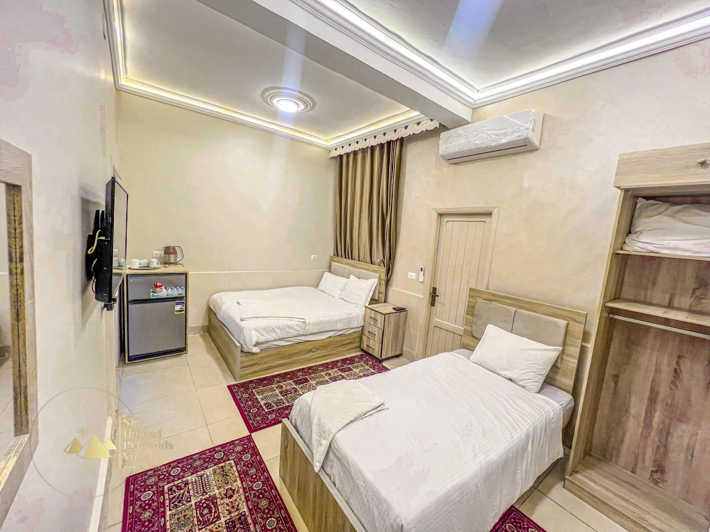 Bedroom, Bed in Sidi Hamad Pyramids View