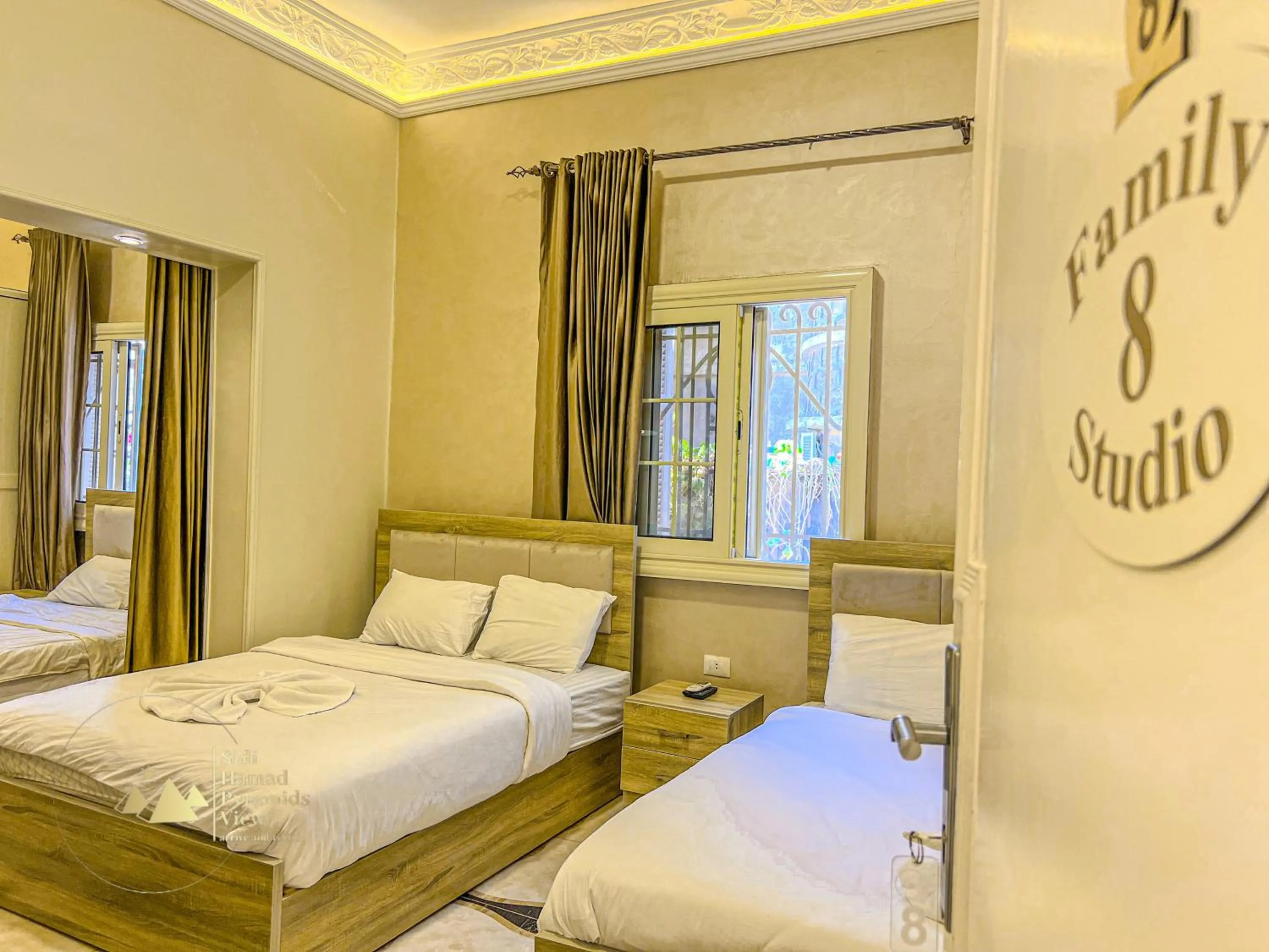 Bed in Sidi Hamad Pyramids View