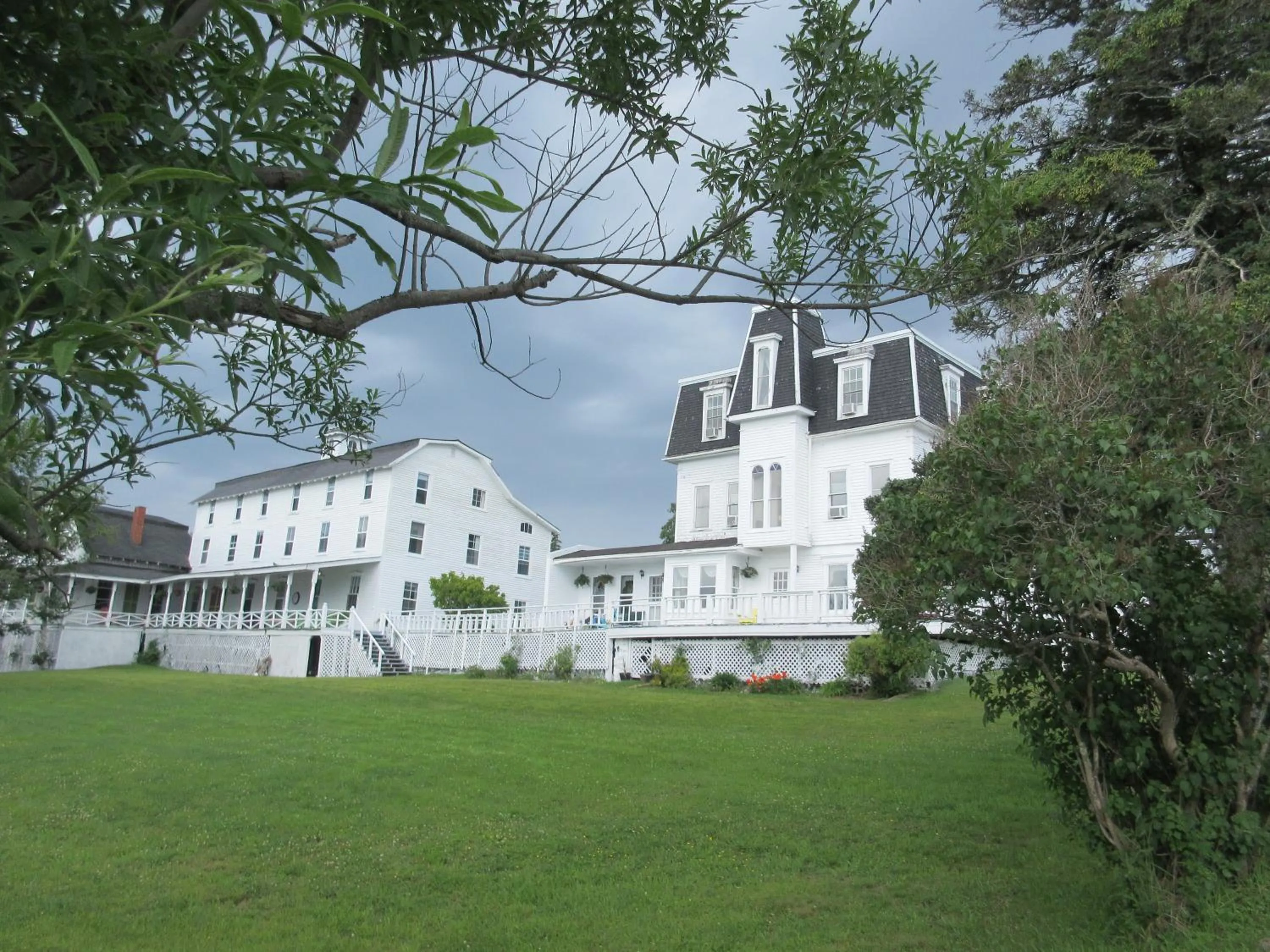 Property building in Marathon Hotel