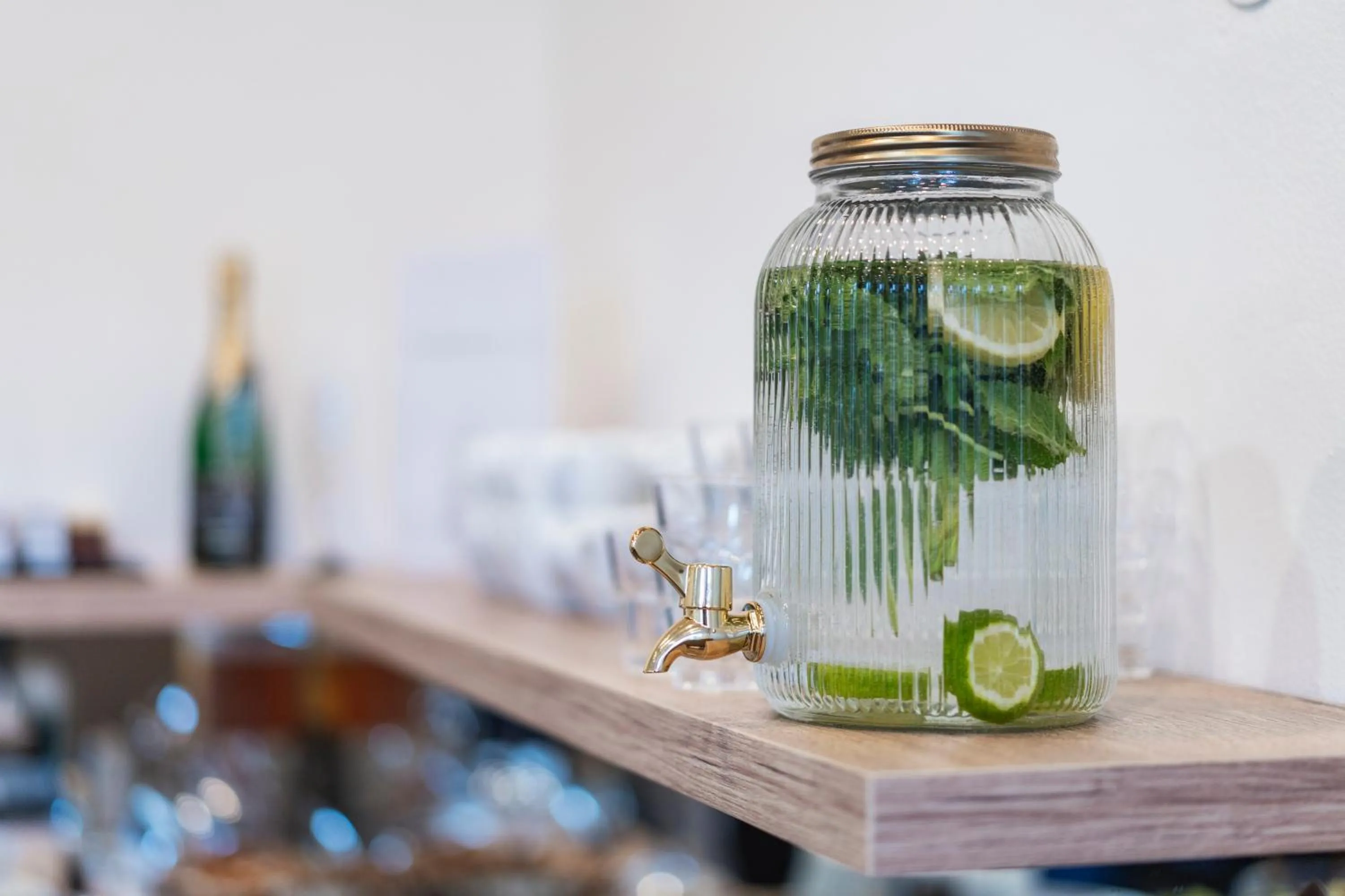 Breakfast in Hotel LEON