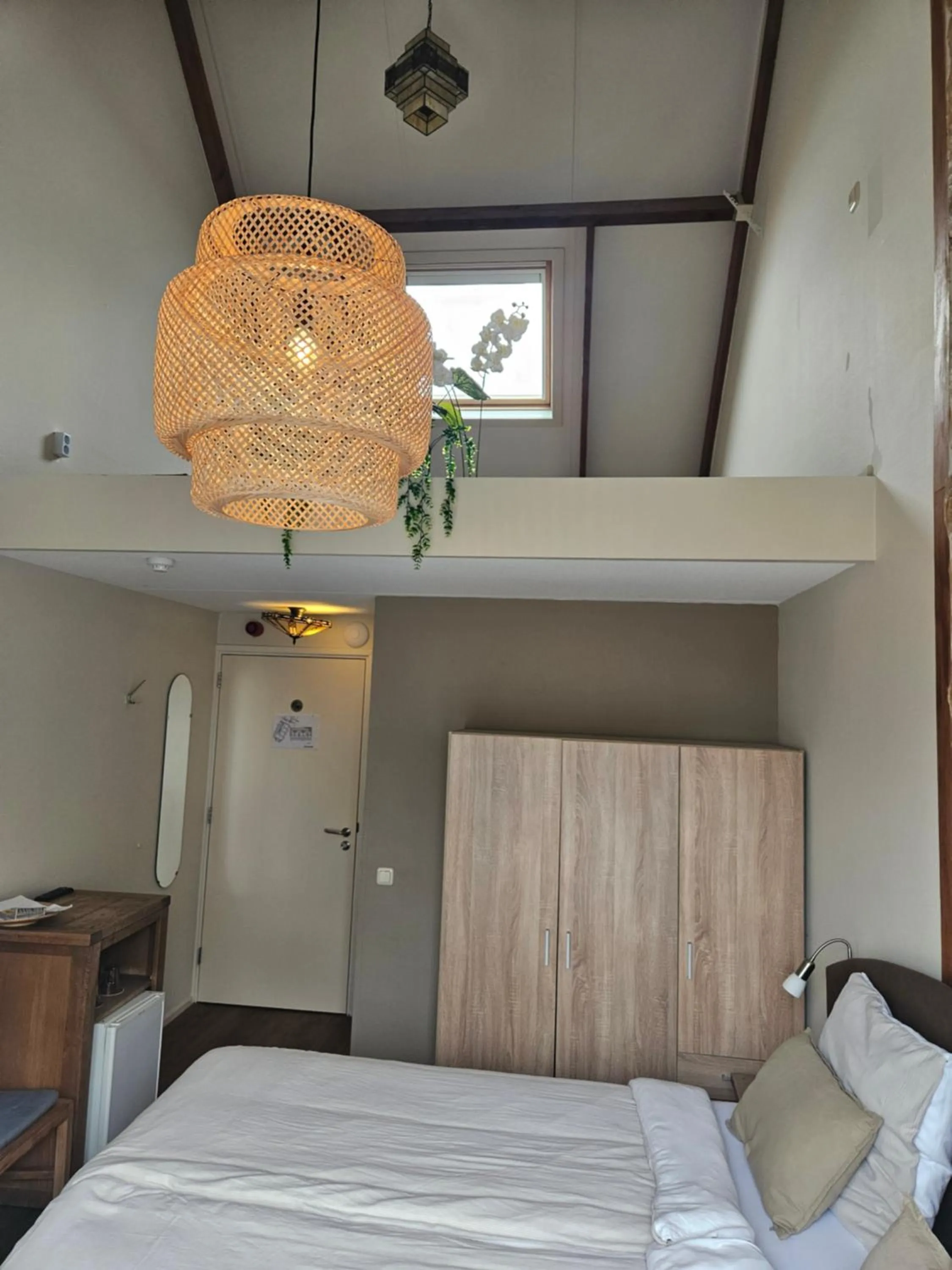 Bedroom, Bed in Hotel Dolores Ameland