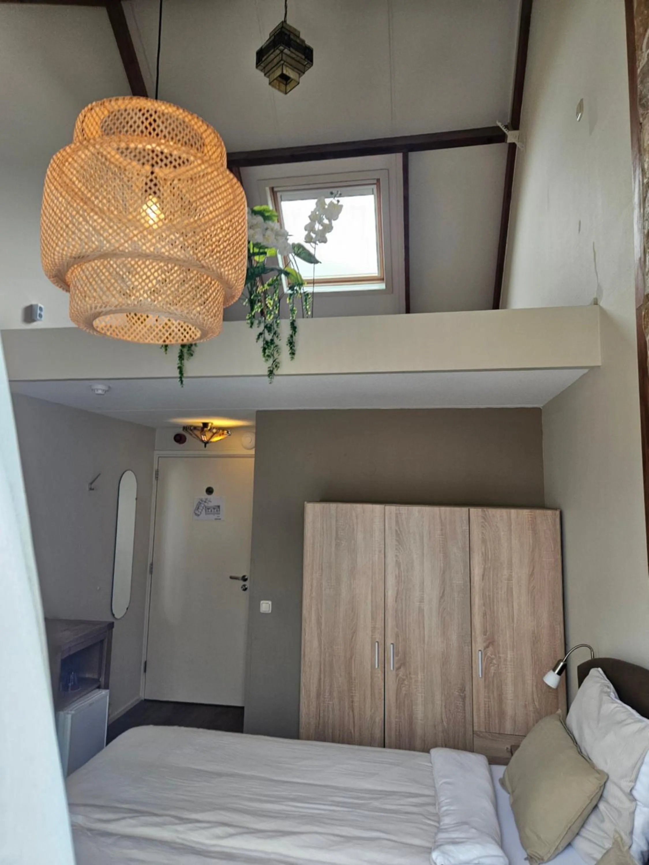 Bedroom, Bed in Hotel Dolores Ameland