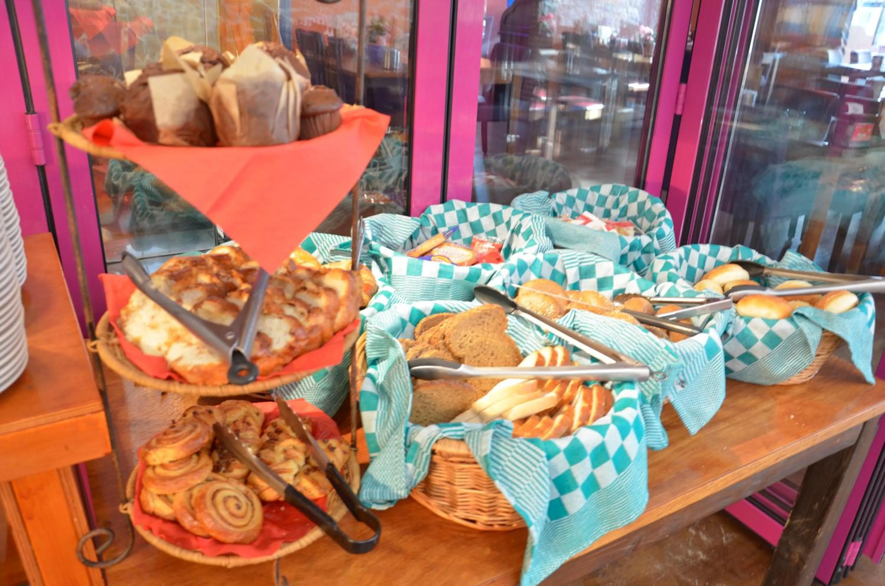 Food and drinks in Hotel Dolores Ameland