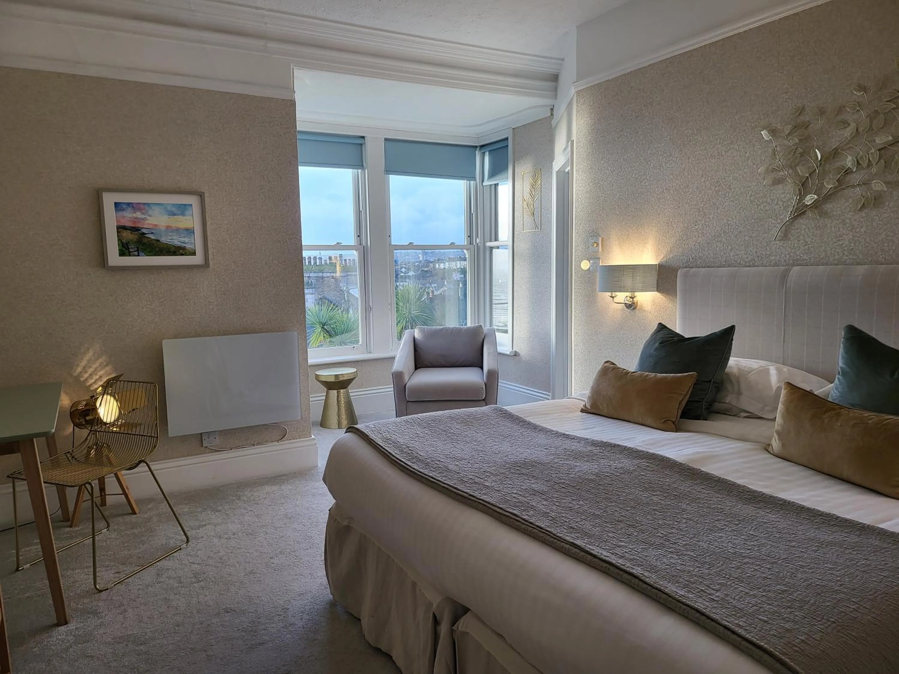 Bed in Hotel Penzance