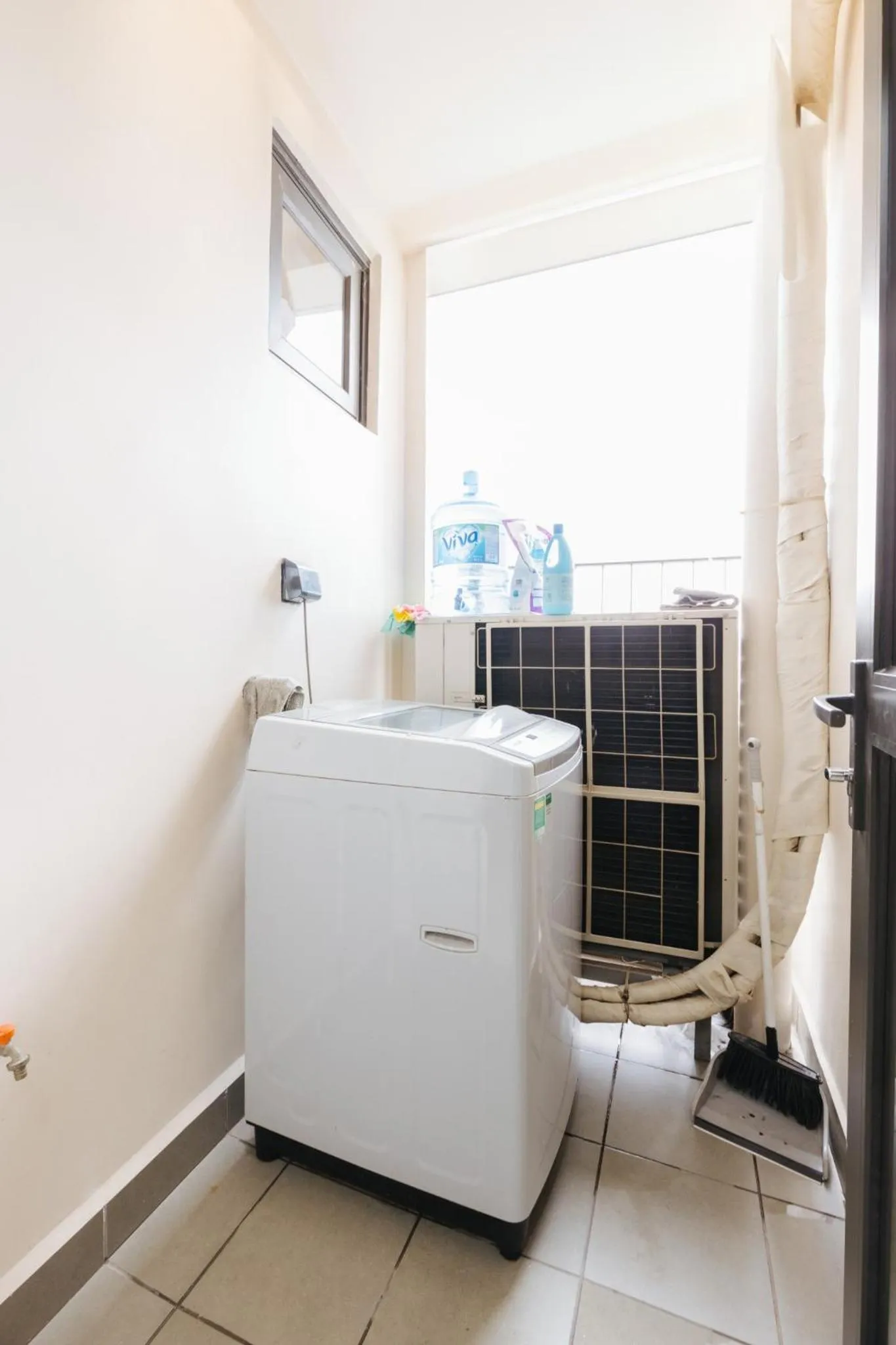washing machine in Daniel Apartment - D'Capitale Ha Noi