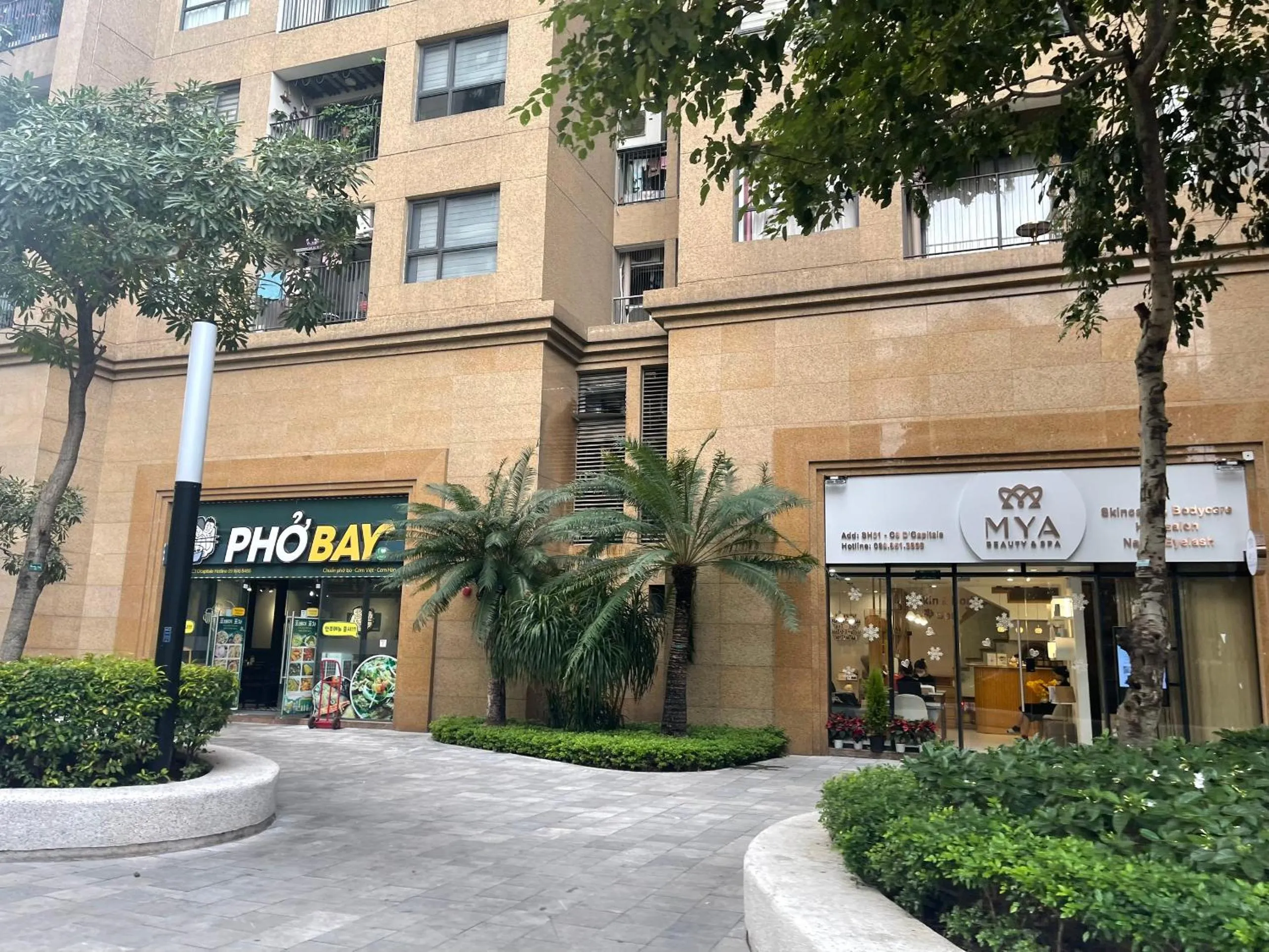 Restaurant/places to eat in Daniel Apartment - D'Capitale Ha Noi