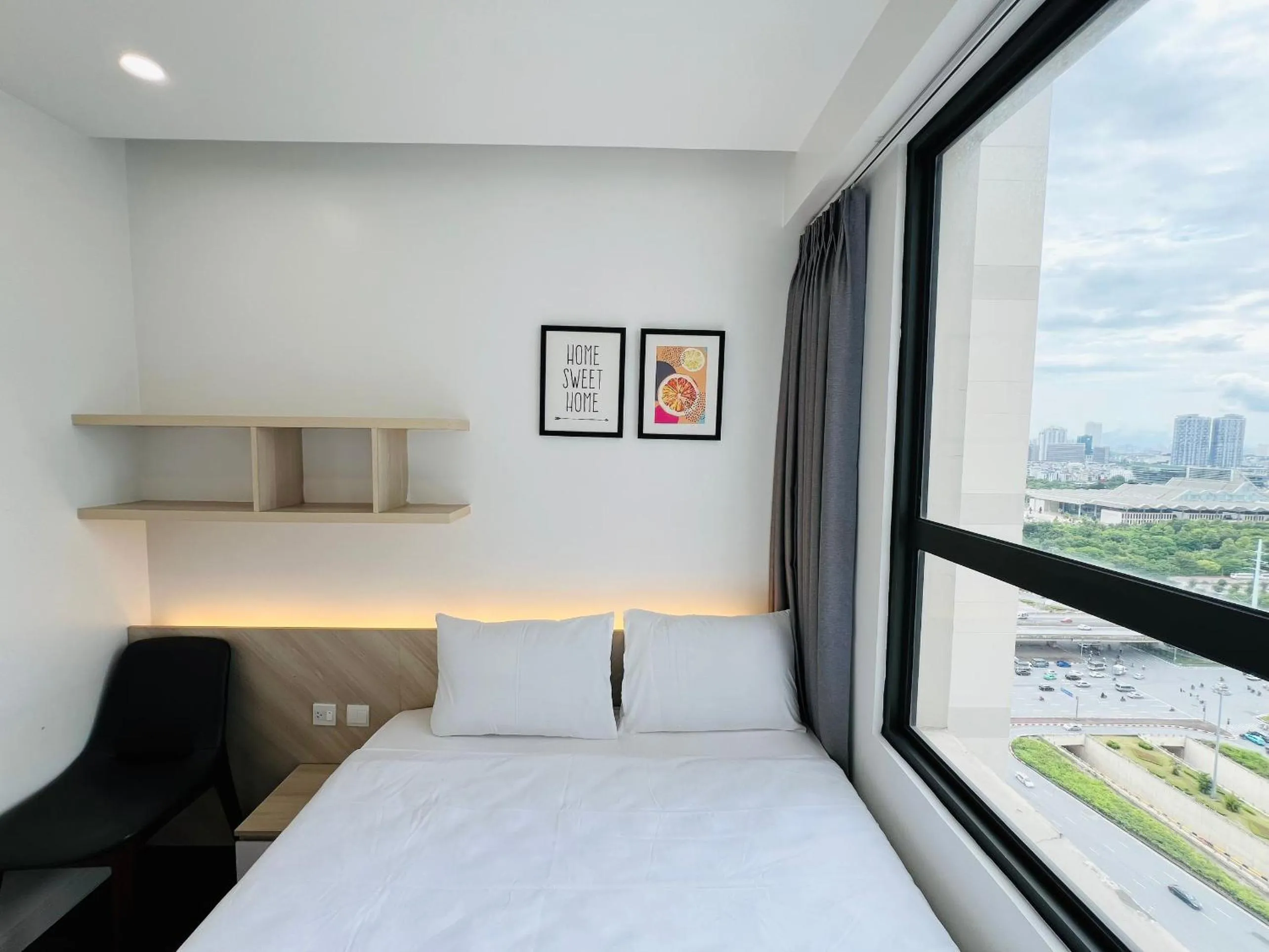 Bedroom, Bed in Daniel Apartment - D'Capitale Ha Noi