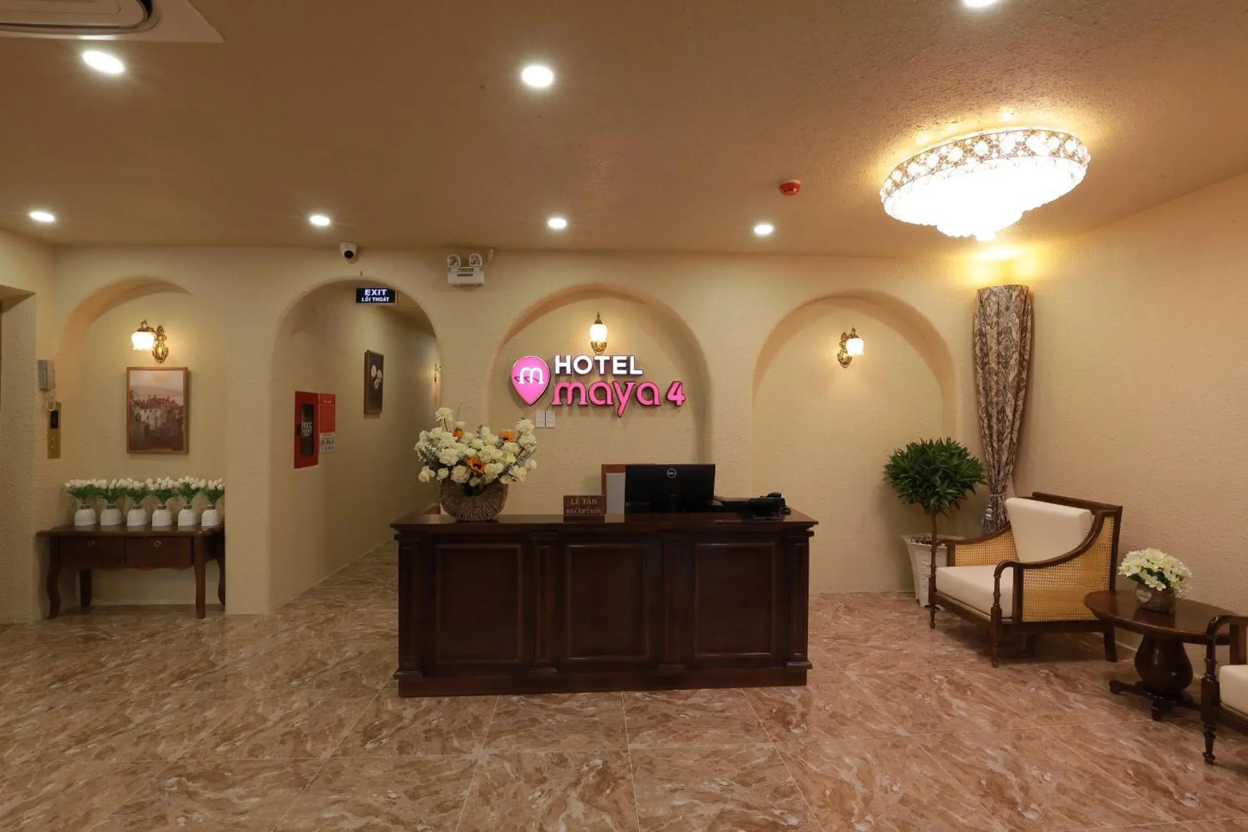 Lobby or reception in Maya Hotel 4 Lobby or reception in Maya Hotel 4