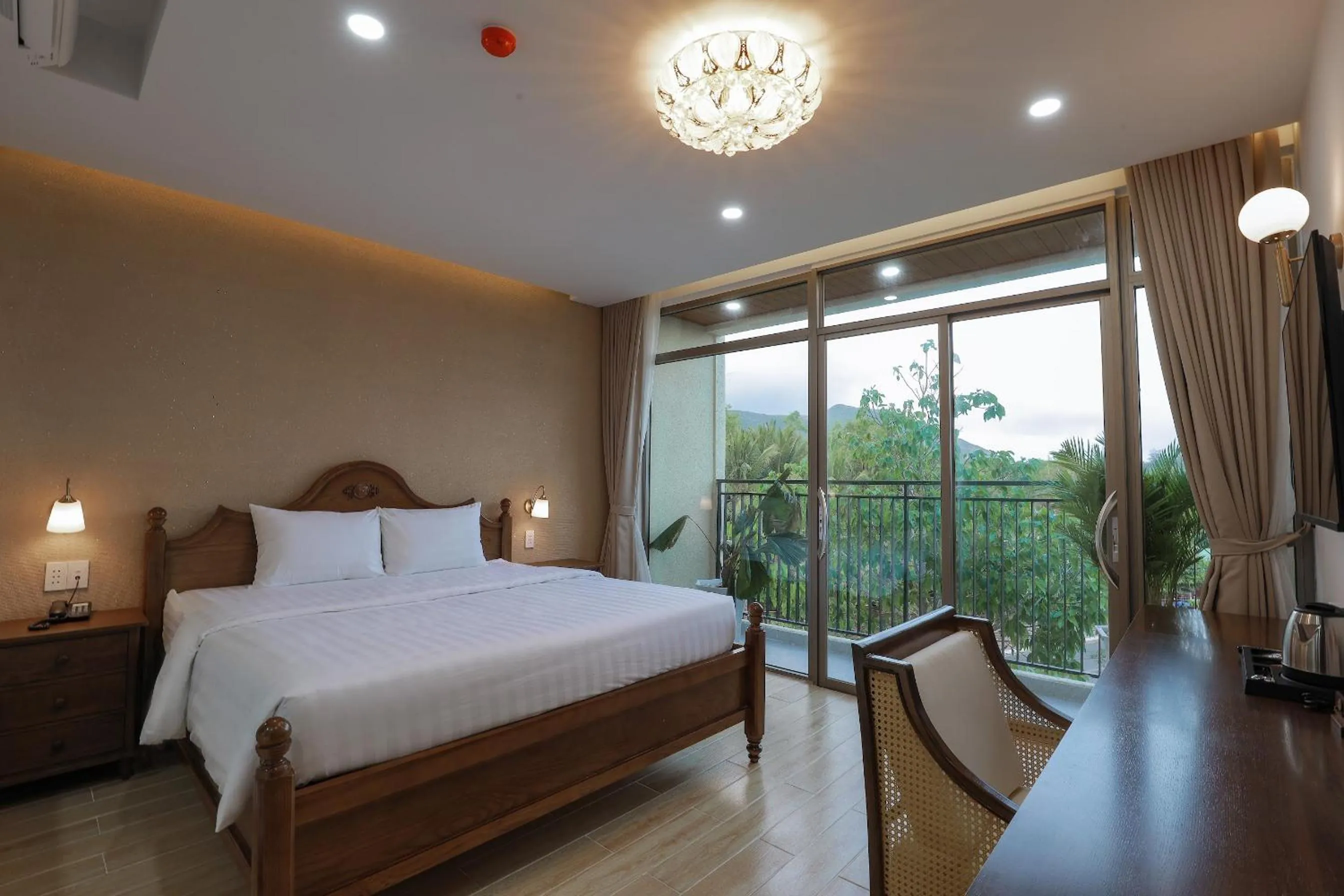 Photo of the whole room, Bed in Maya Hotel 4