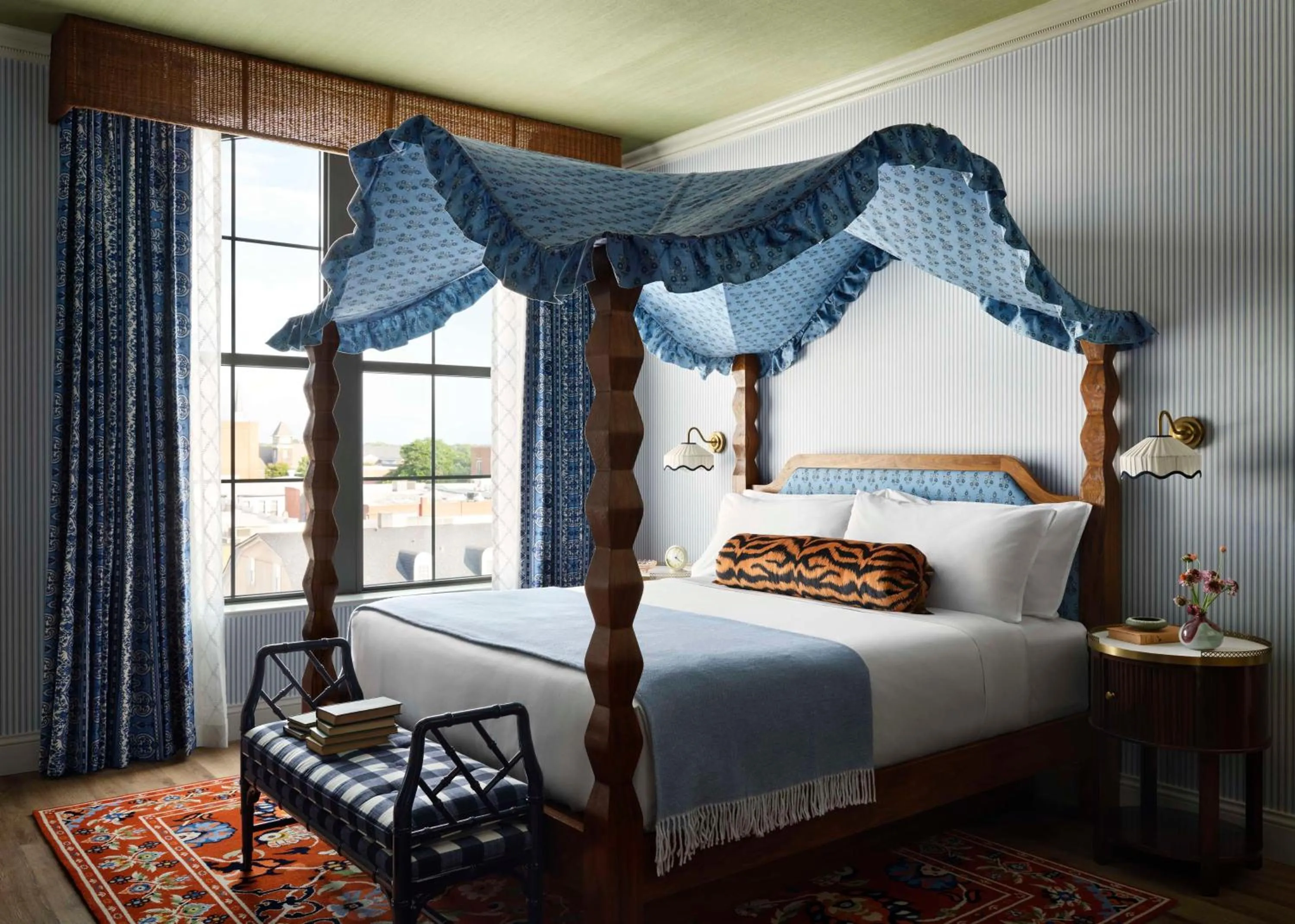 Bed in Graduate by Hilton Auburn, AL