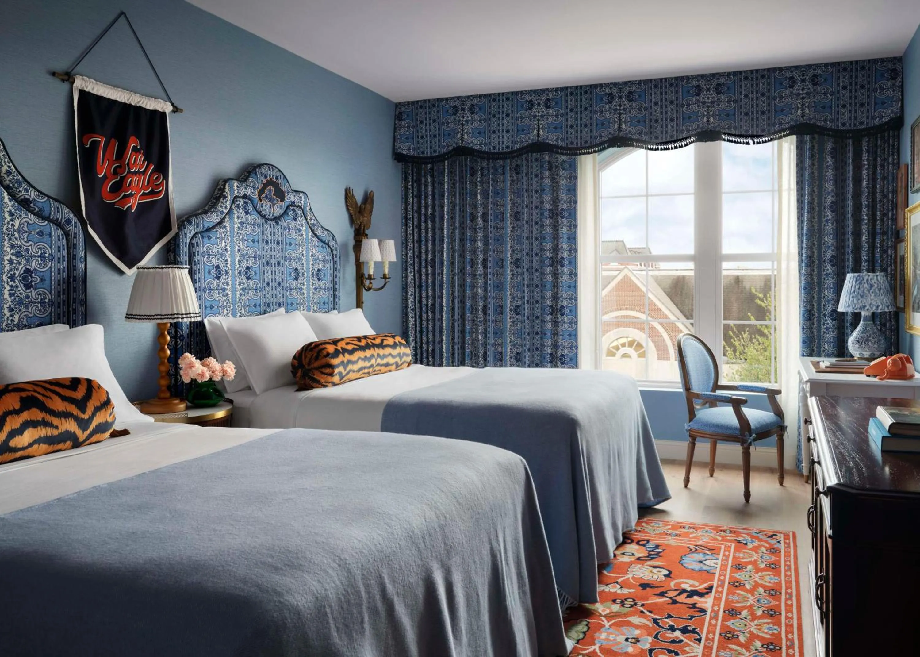 Bed in Graduate by Hilton Auburn, AL