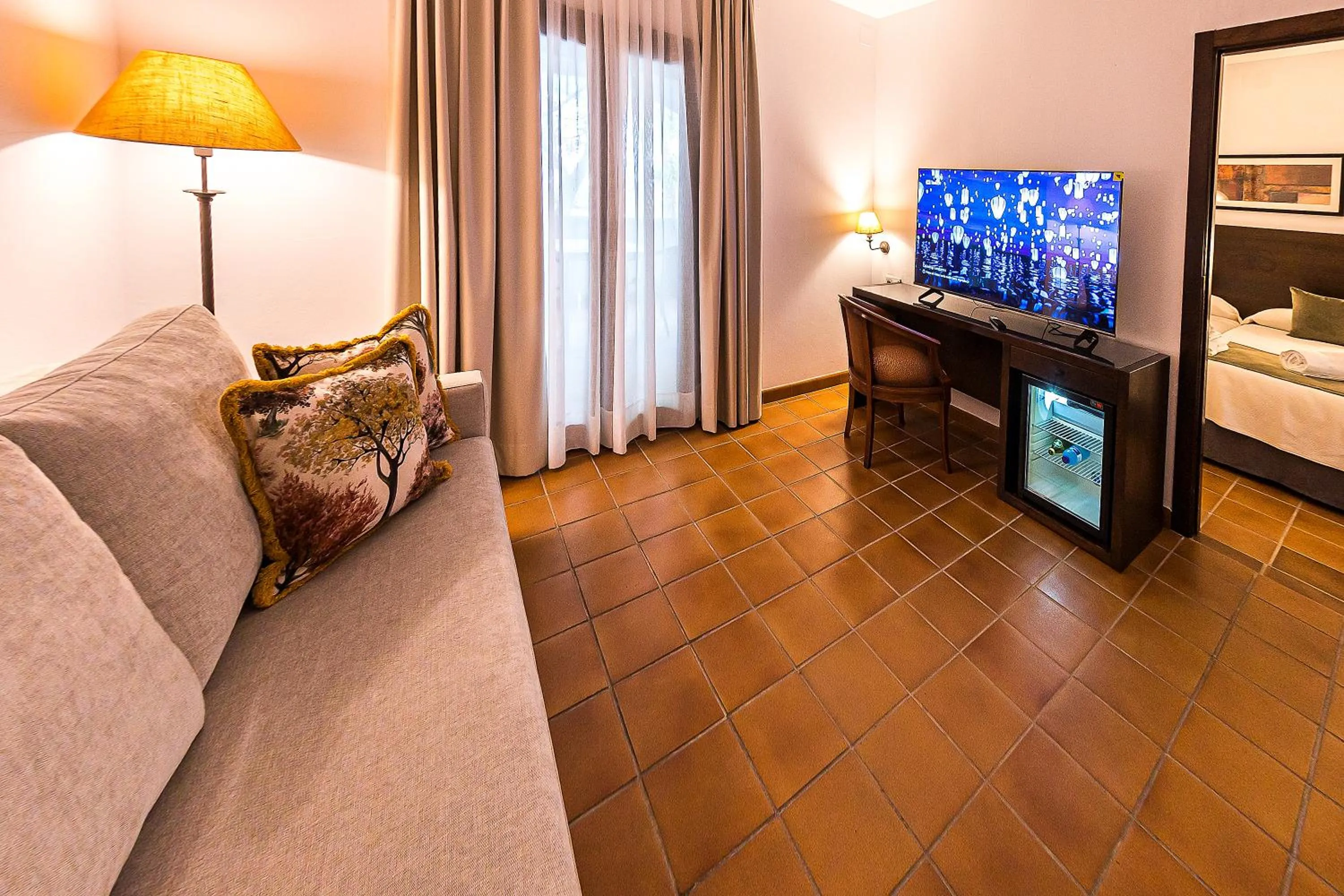 TV and multimedia in Hotel-Restaurante Casa García Almonaster La Real