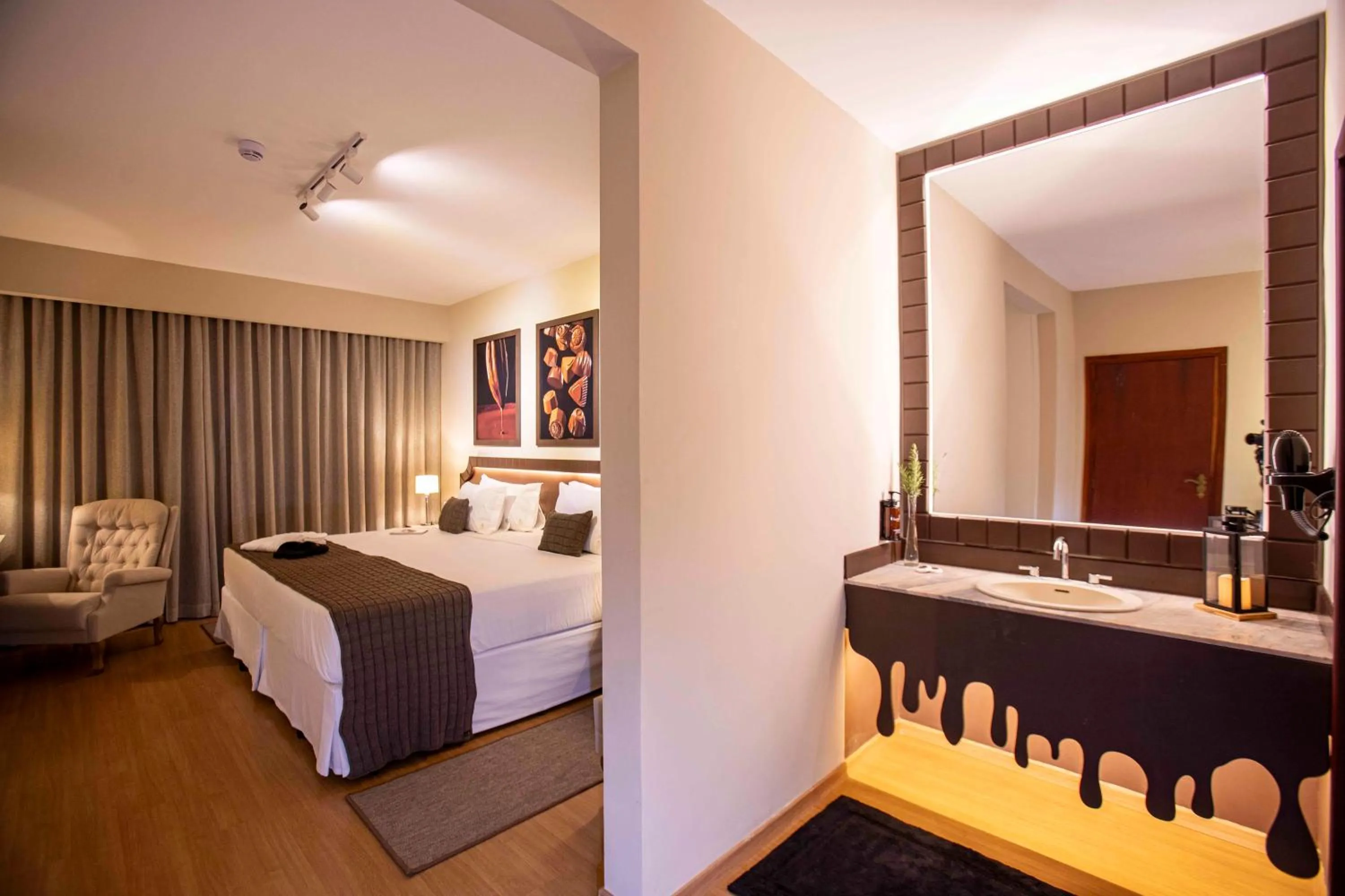 Photo of the whole room, Bed in Bendito Cacao Family Resort