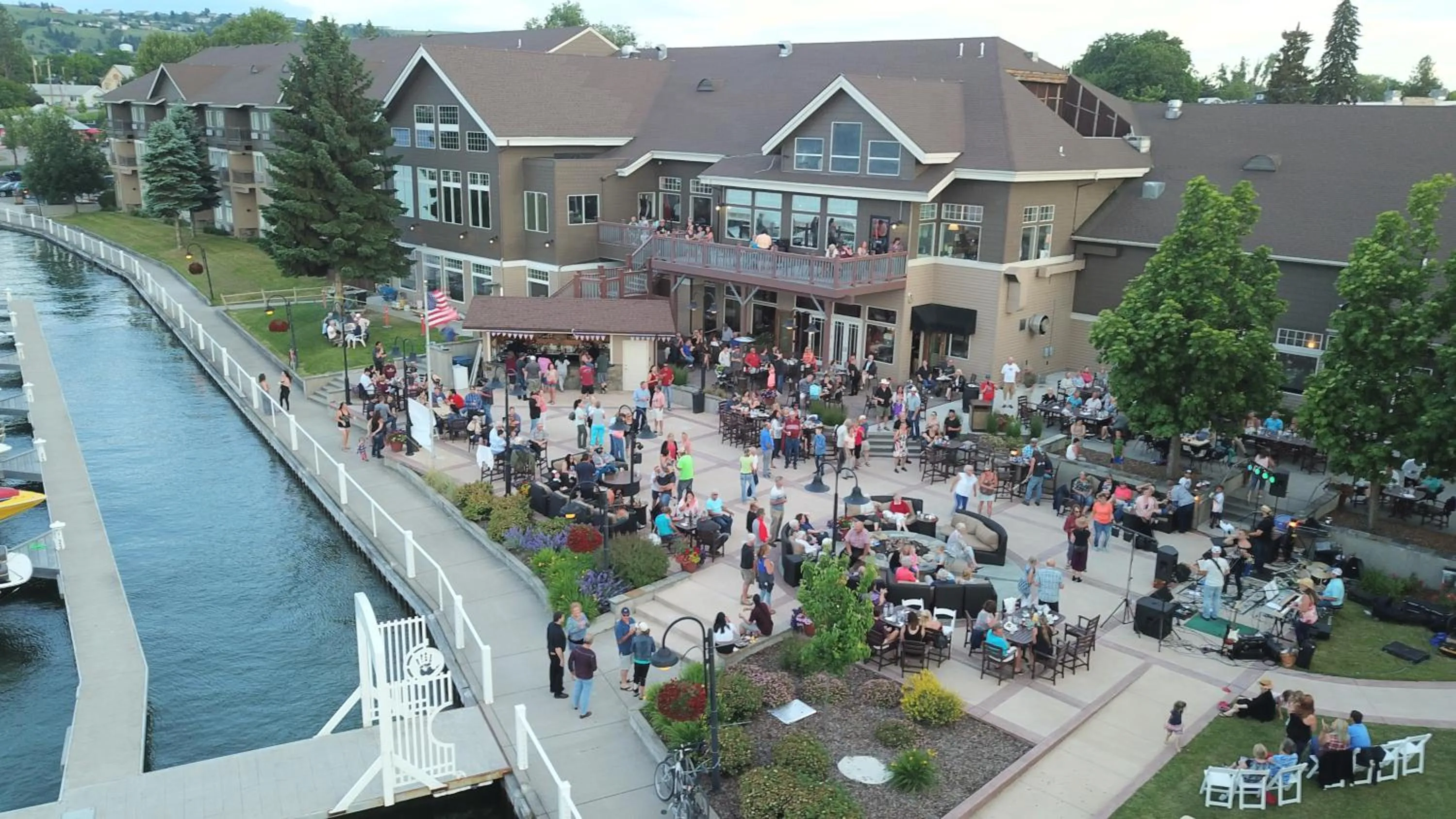 Kwataqnuk Resort & Casino