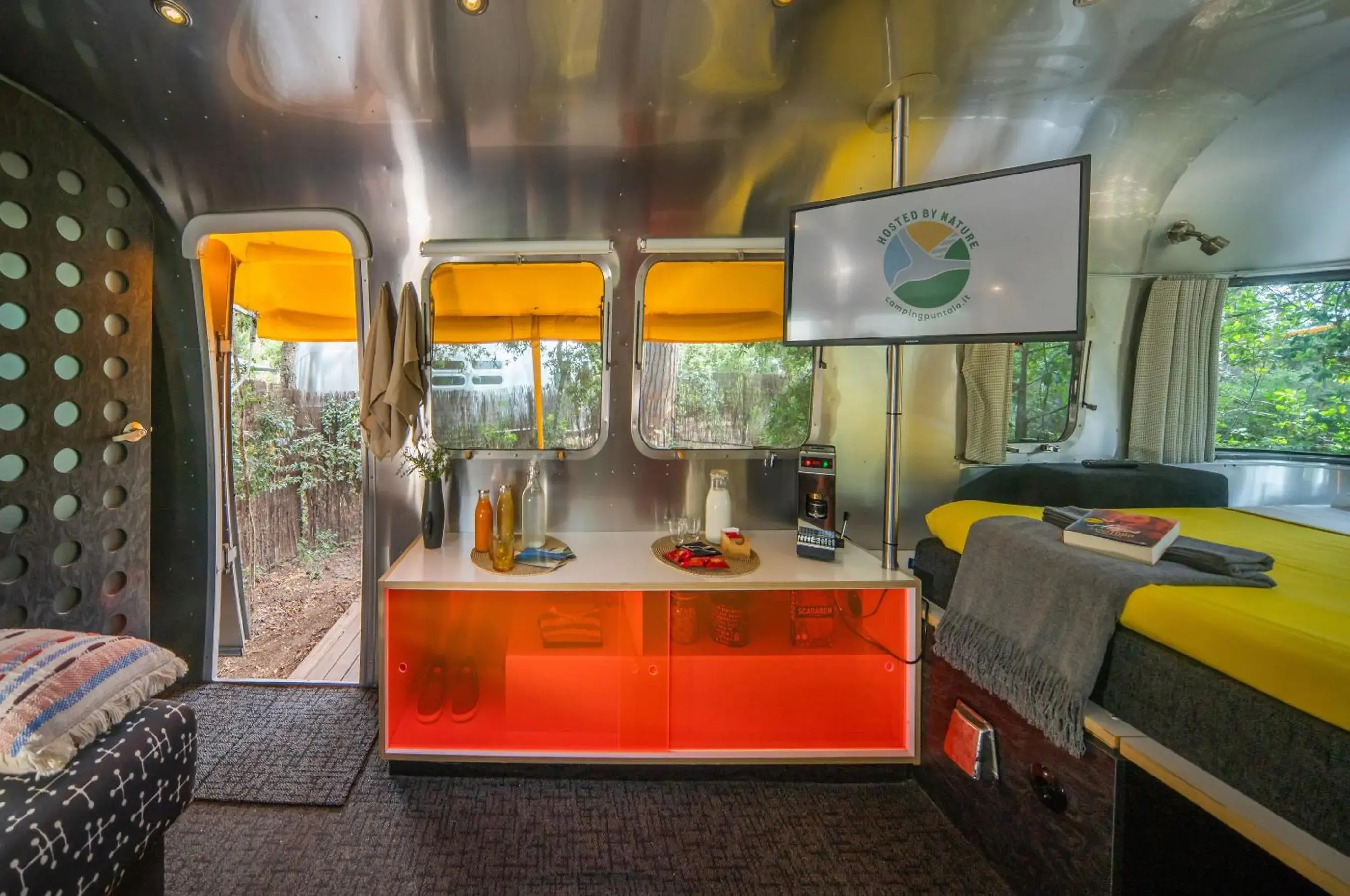 Caravan (3 Adults) in PuntAla Camp & Resort Caravan (3 Adults) in PuntAla Camp & Resort