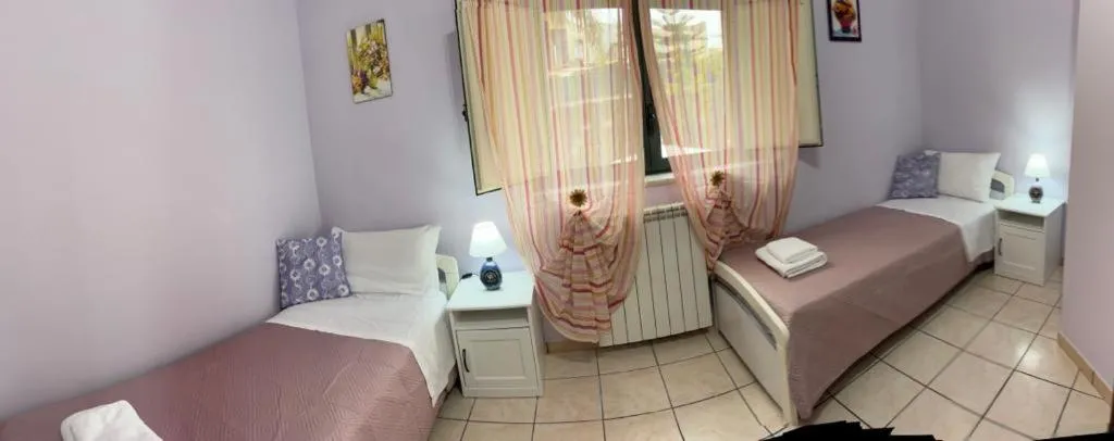 Bedroom, Bed in Albicocche House