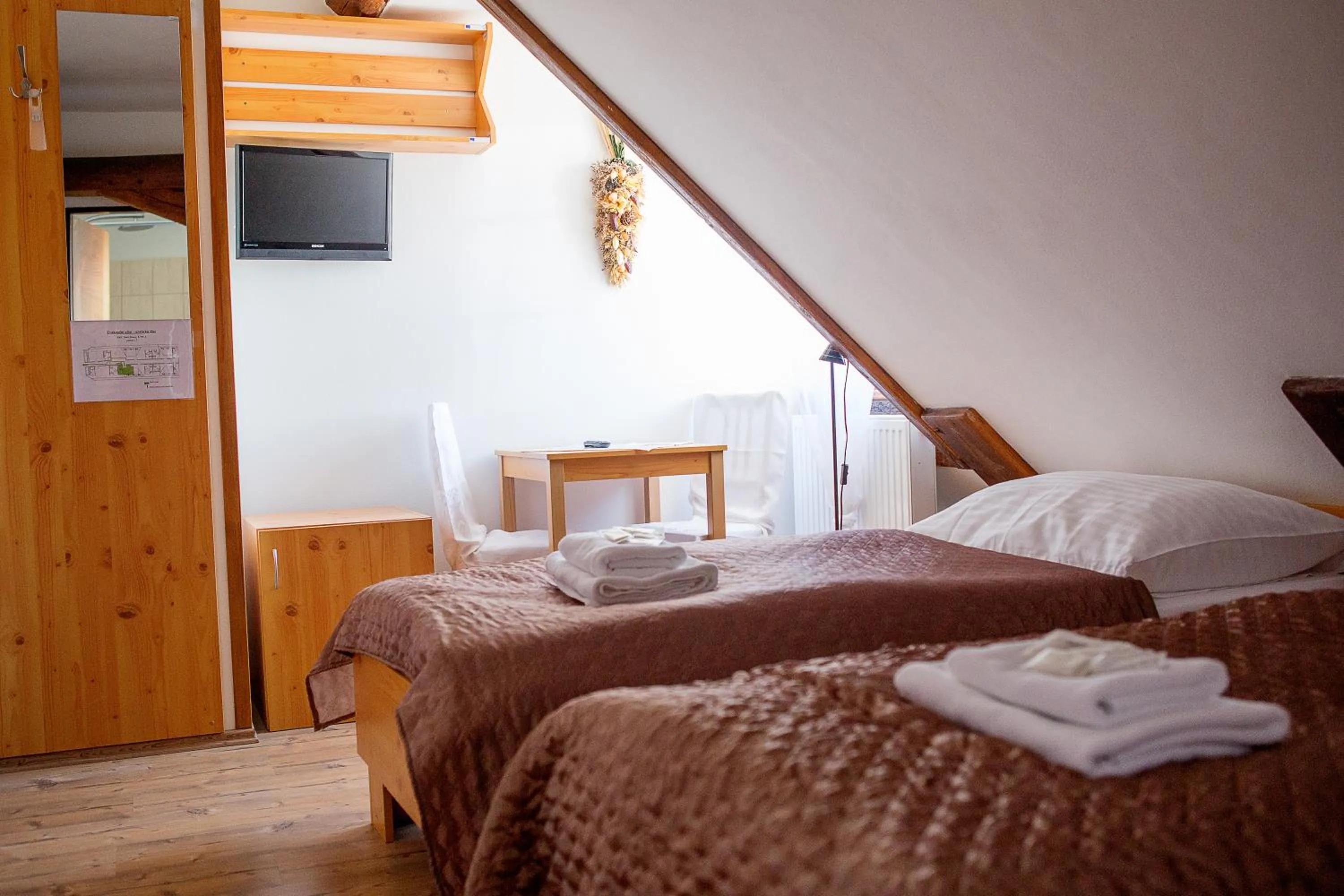 Bedroom, Bed in Wellness hotel & minipivovar Kněžínek