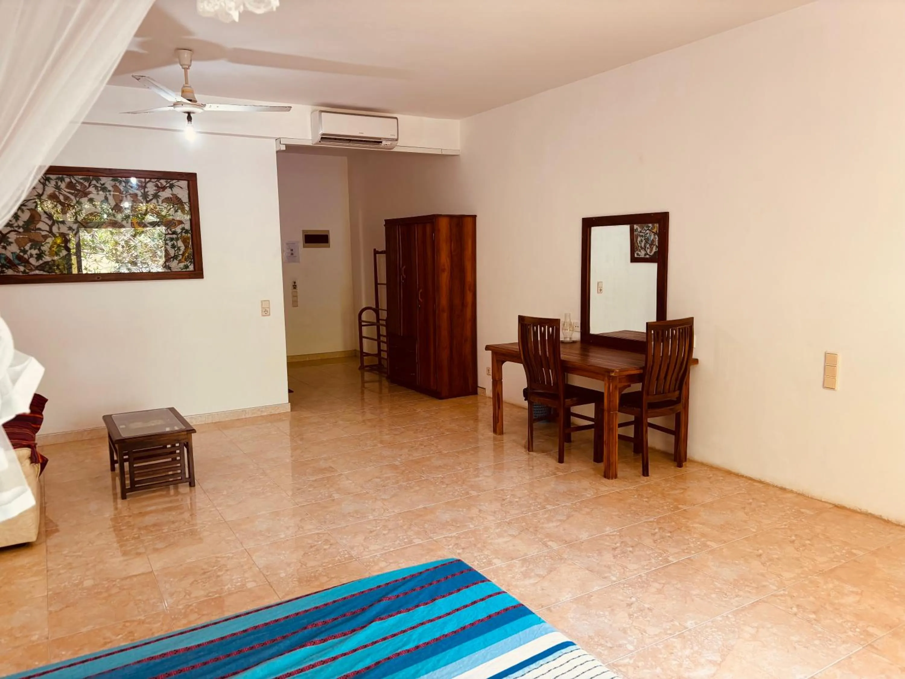 Photo of the whole room in Raja Beach Hotel