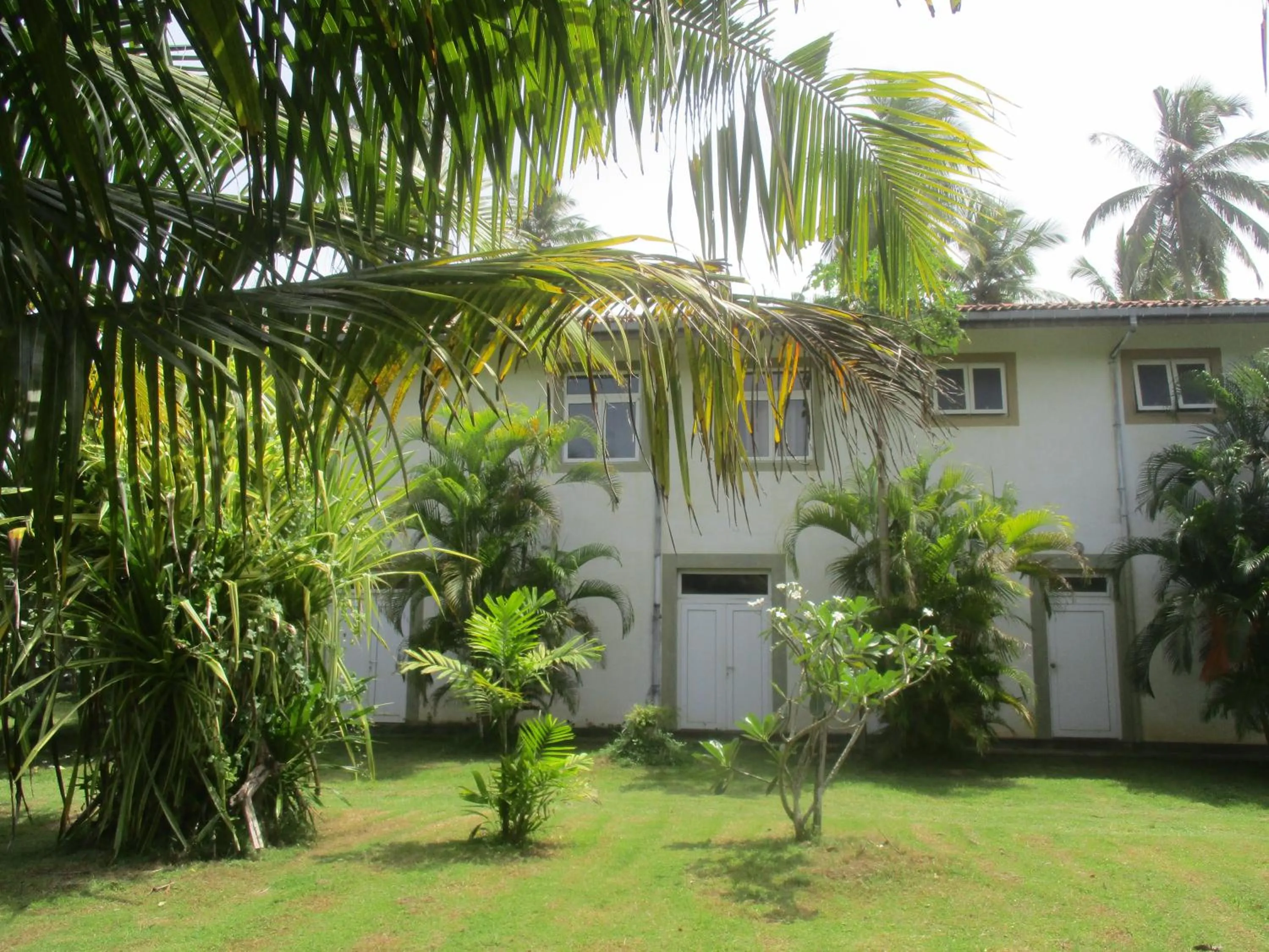 Photo of the whole room in Raja Beach Hotel