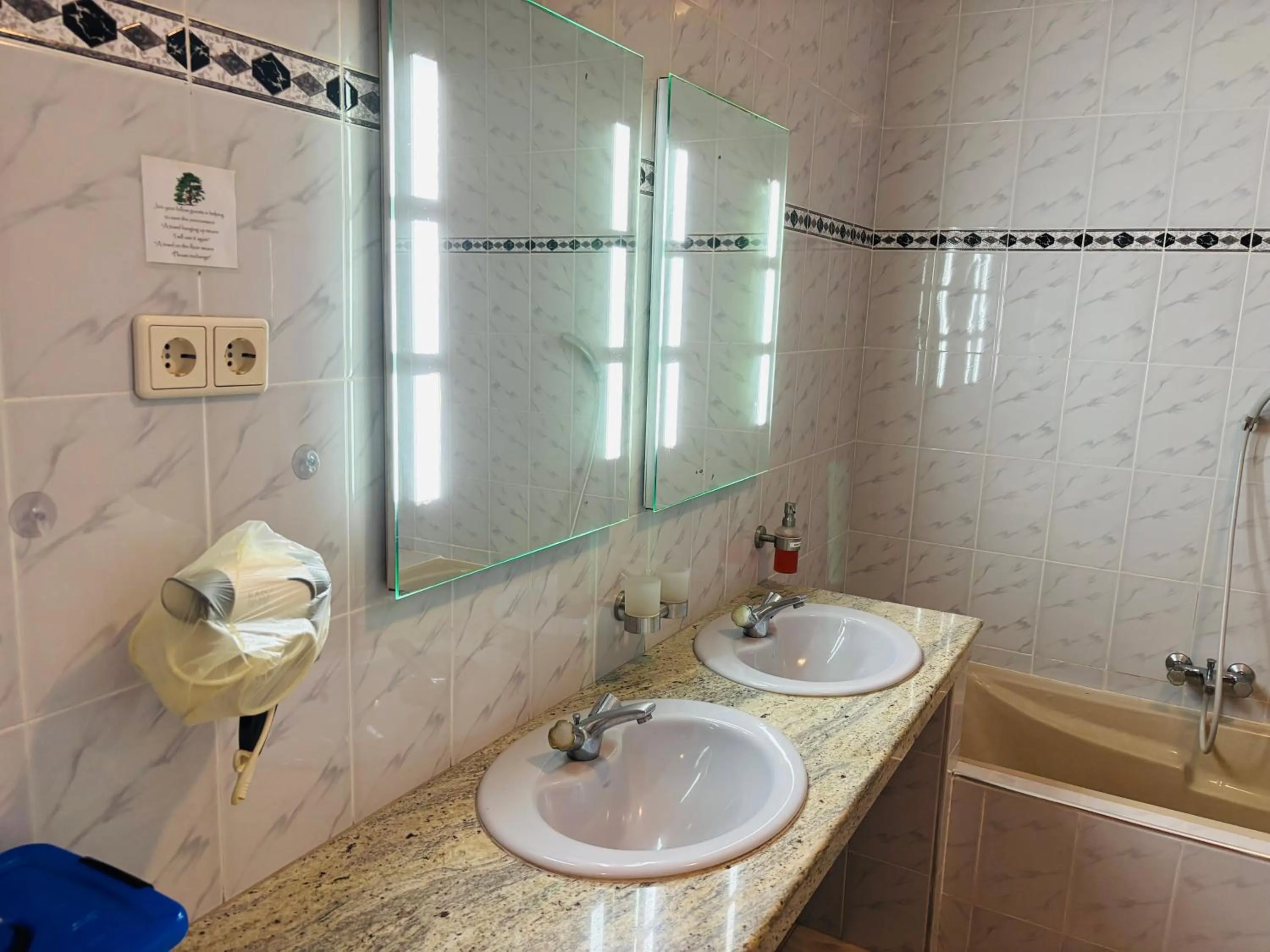 Bathroom in Raja Beach Hotel