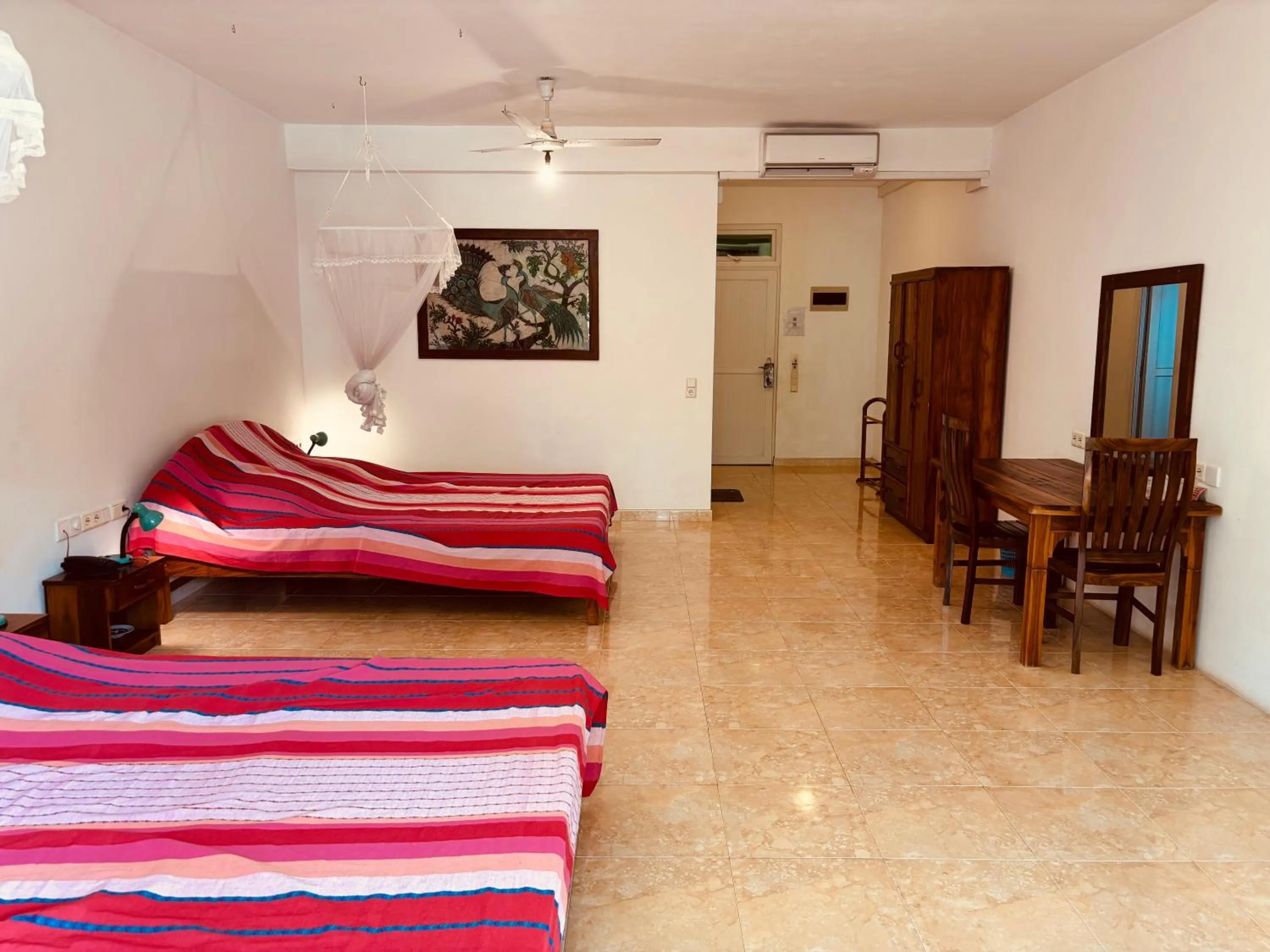 Photo of the whole room, Bed in Raja Beach Hotel