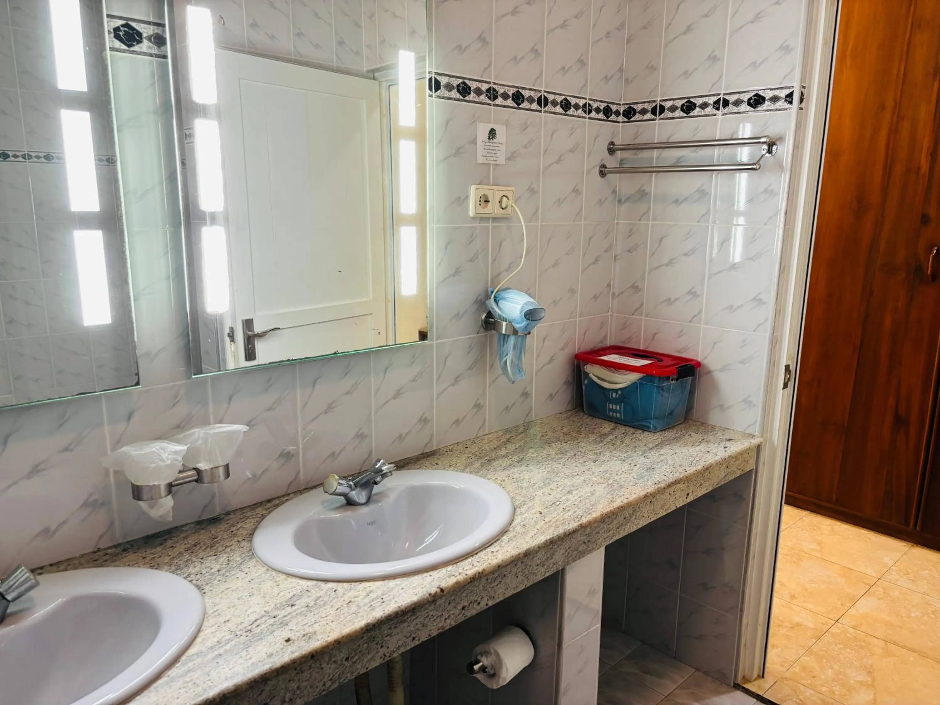 Bathroom in Raja Beach Hotel