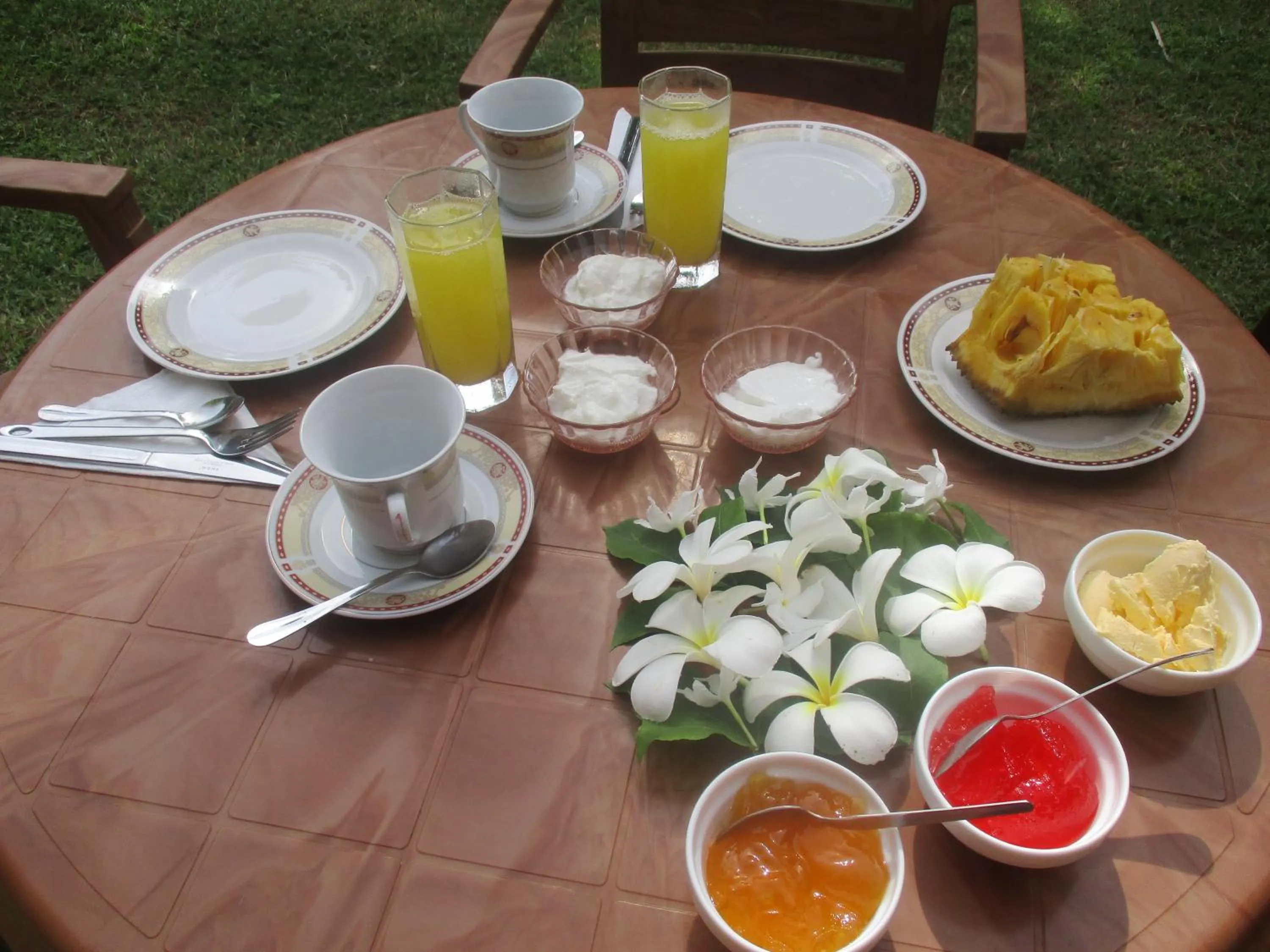 Continental breakfast in Raja Beach Hotel