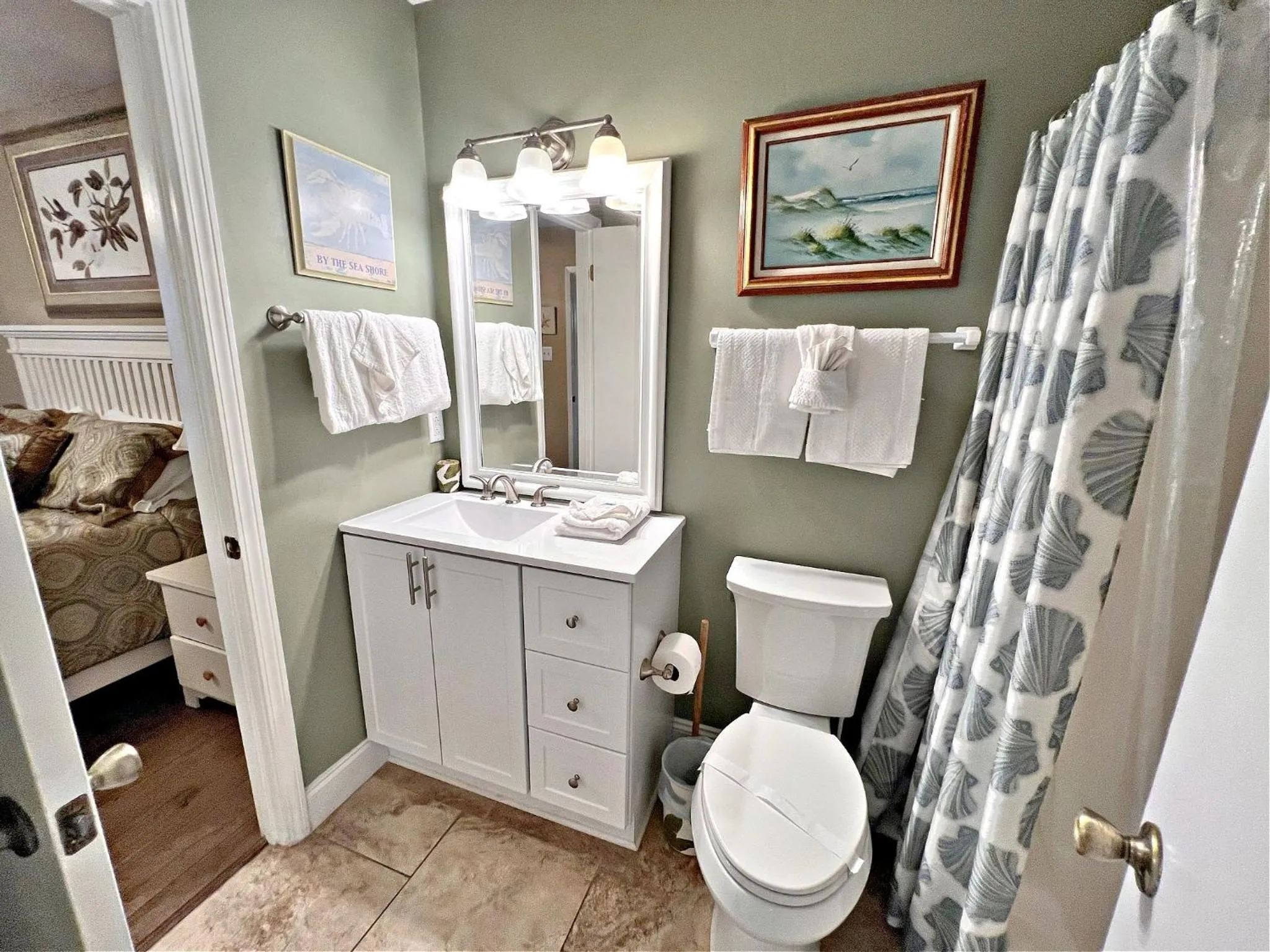 Toilet in Ocean Reef